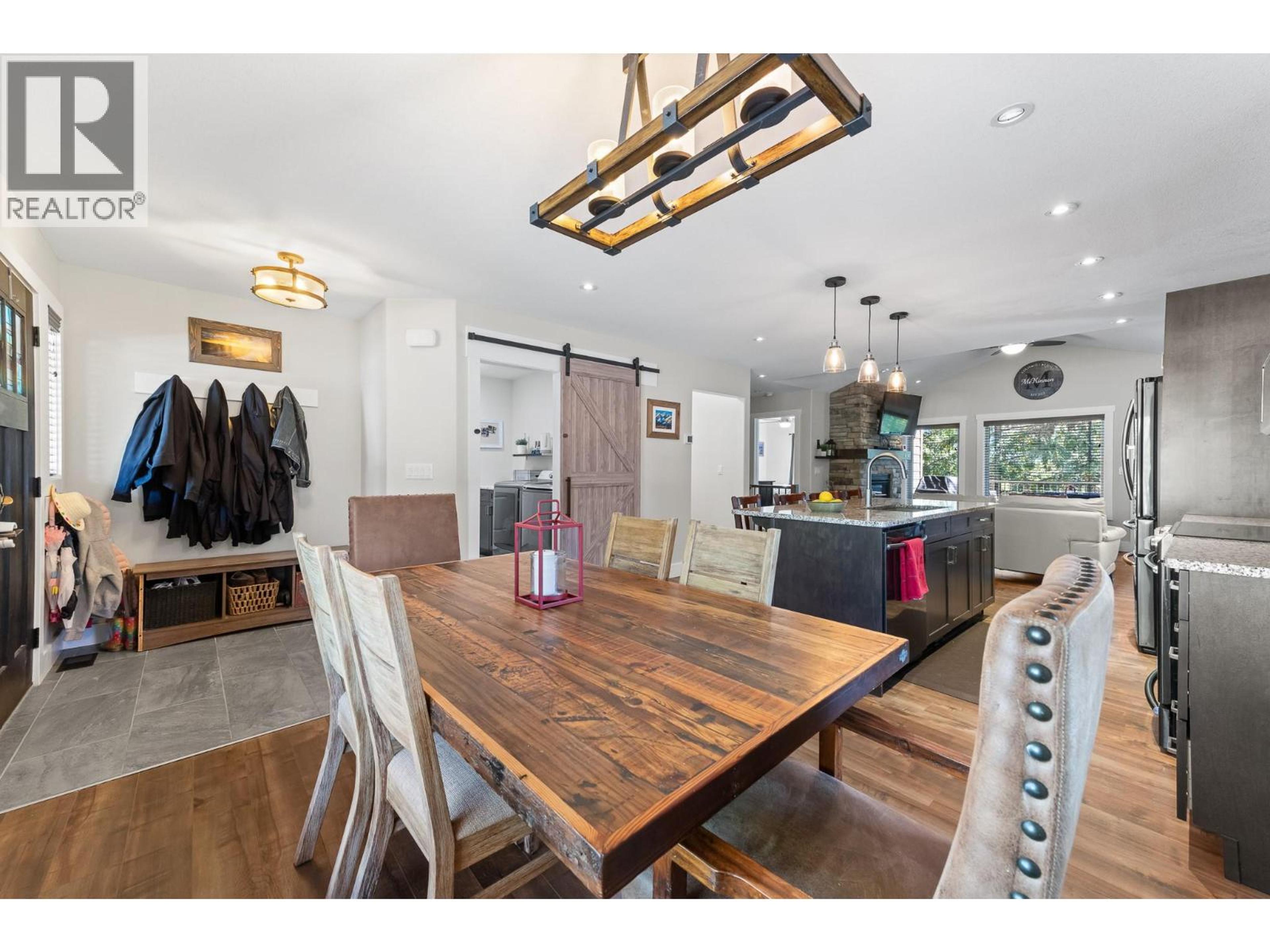 12 ALPINE TRAIL PLACE - 18