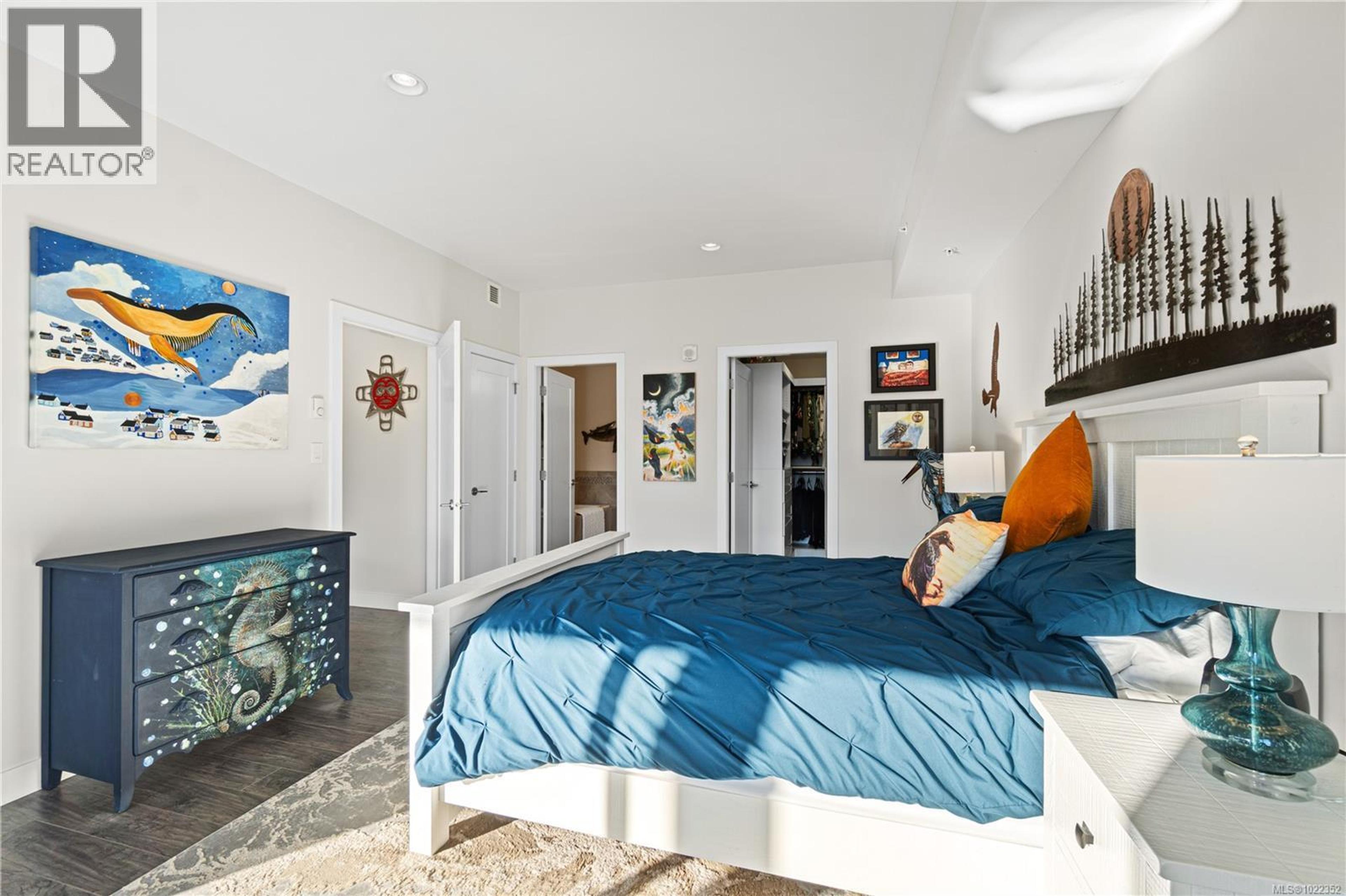 #203 439 COLLEGE RD - 30