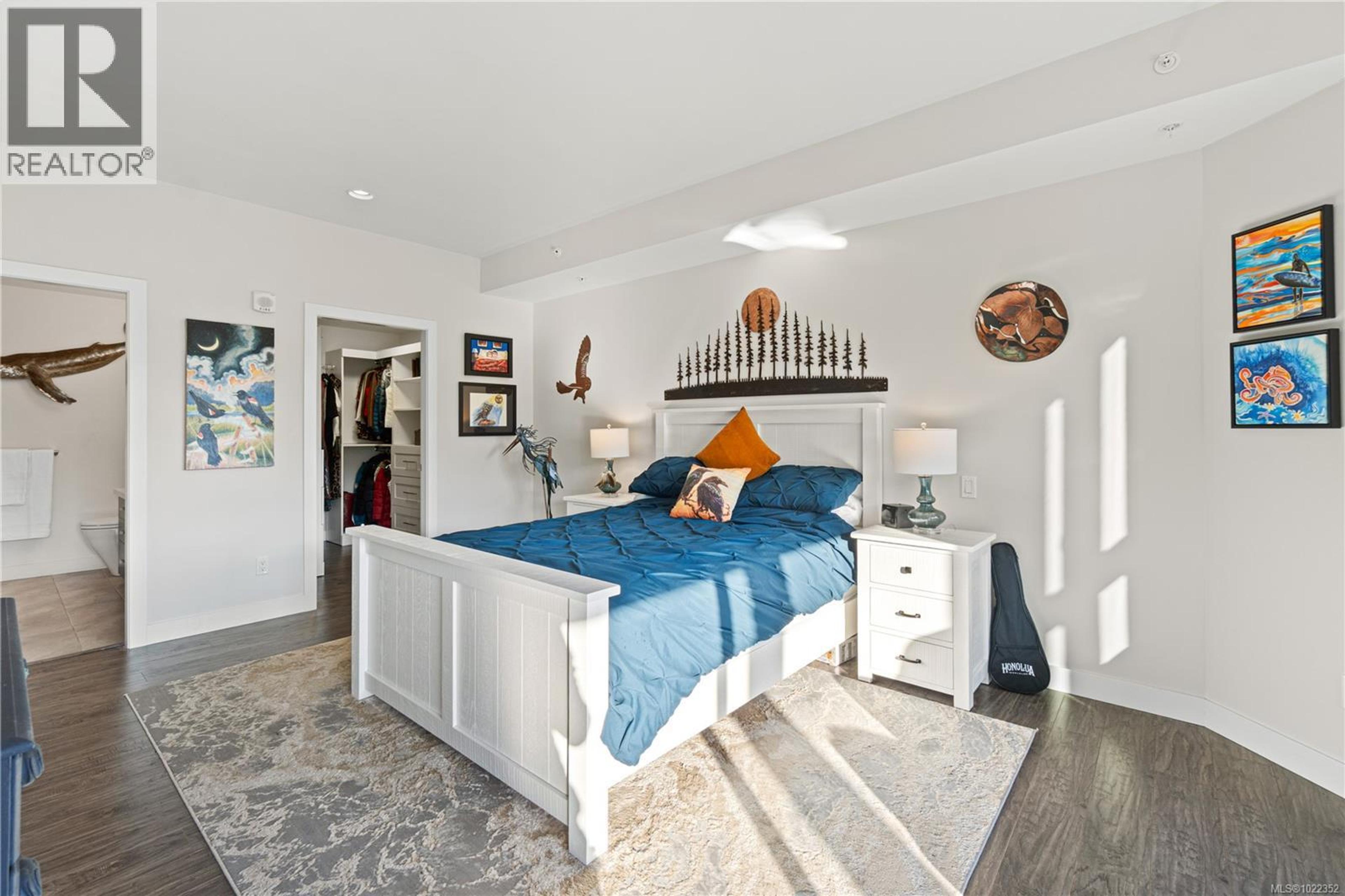 #203 439 COLLEGE RD - 31