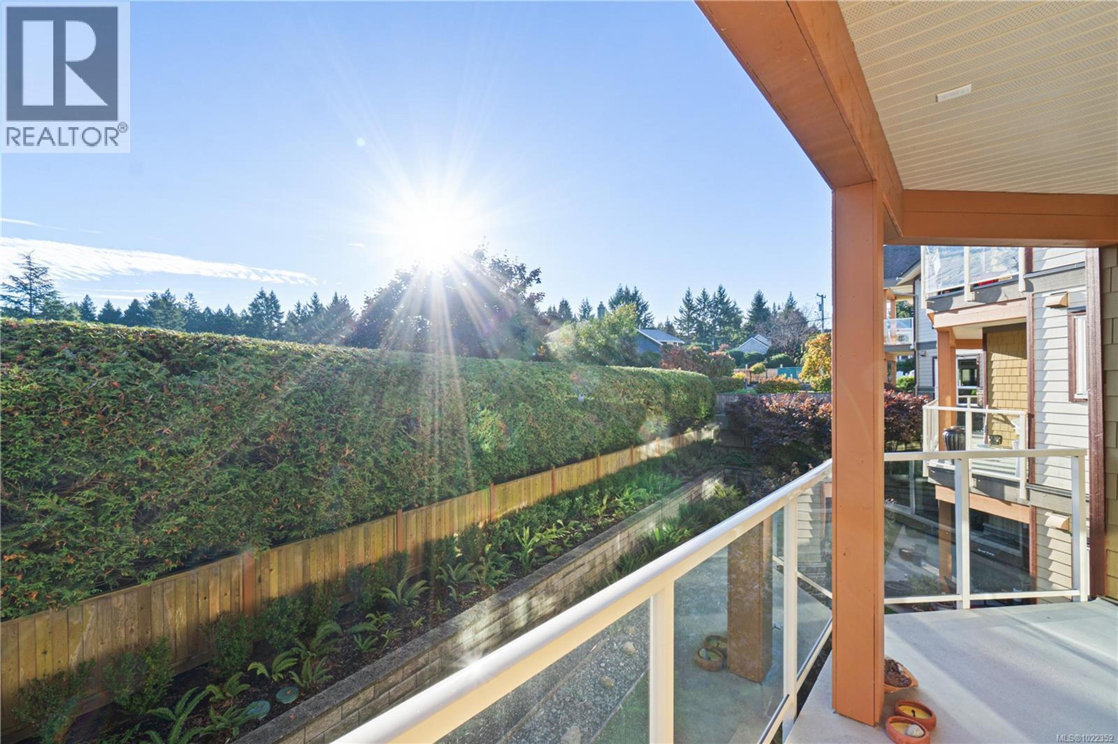 #203 439 COLLEGE RD - 38