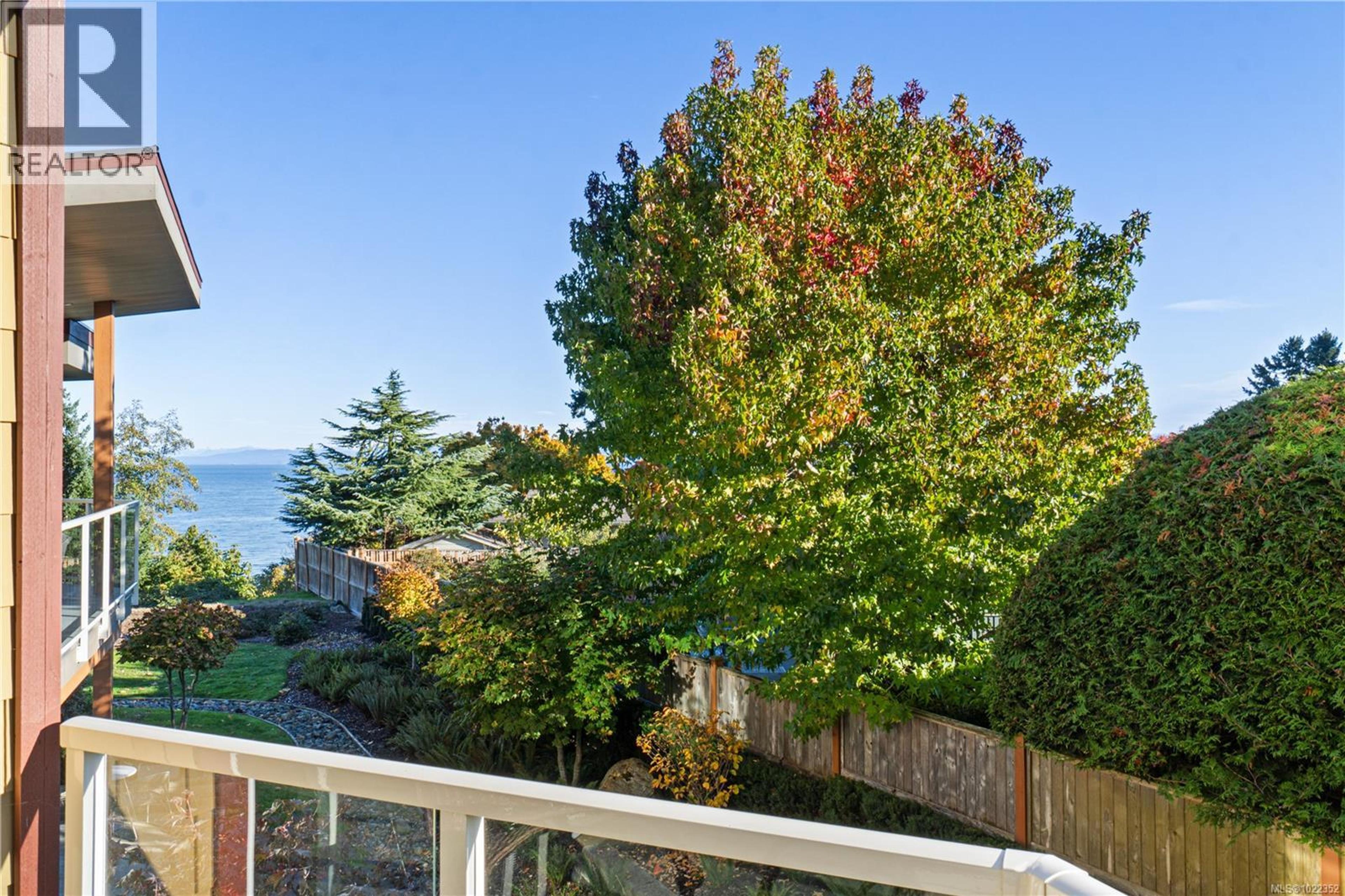 #203 439 COLLEGE RD - 40