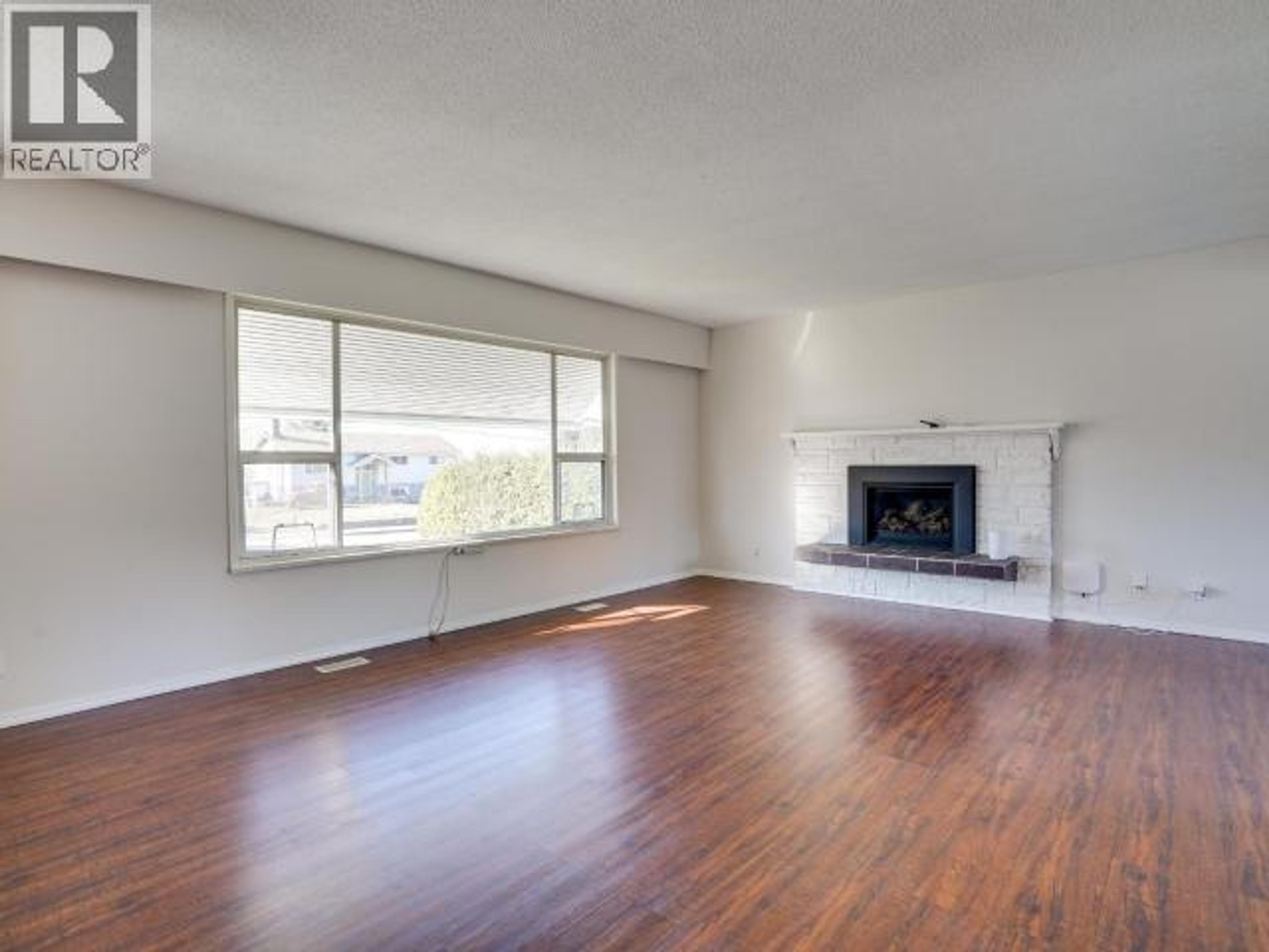 4172 MANSON AVE - 13