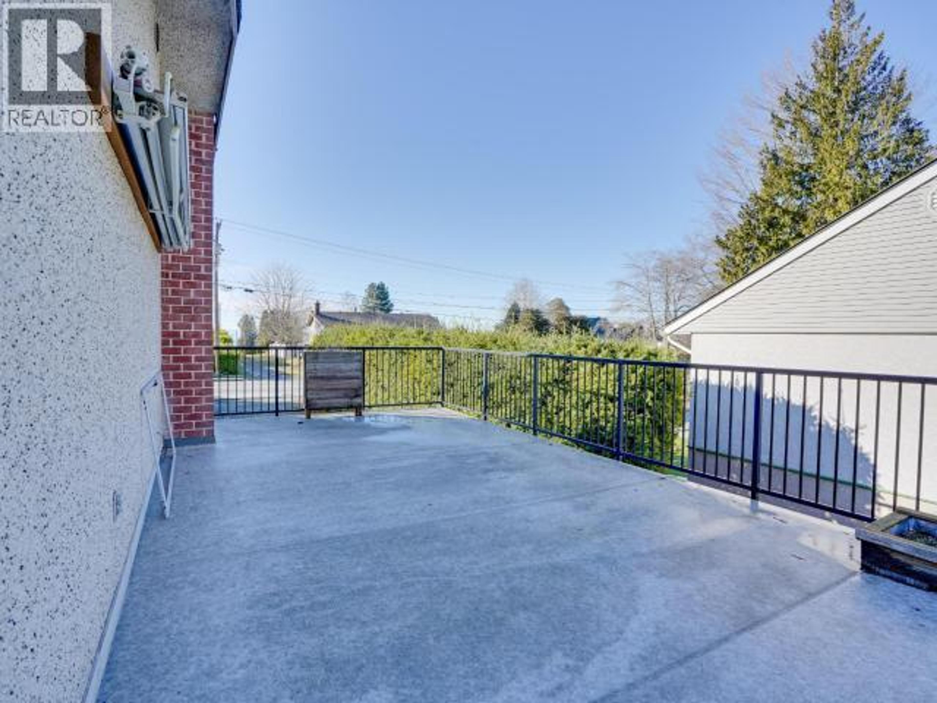 4172 MANSON AVE - 27