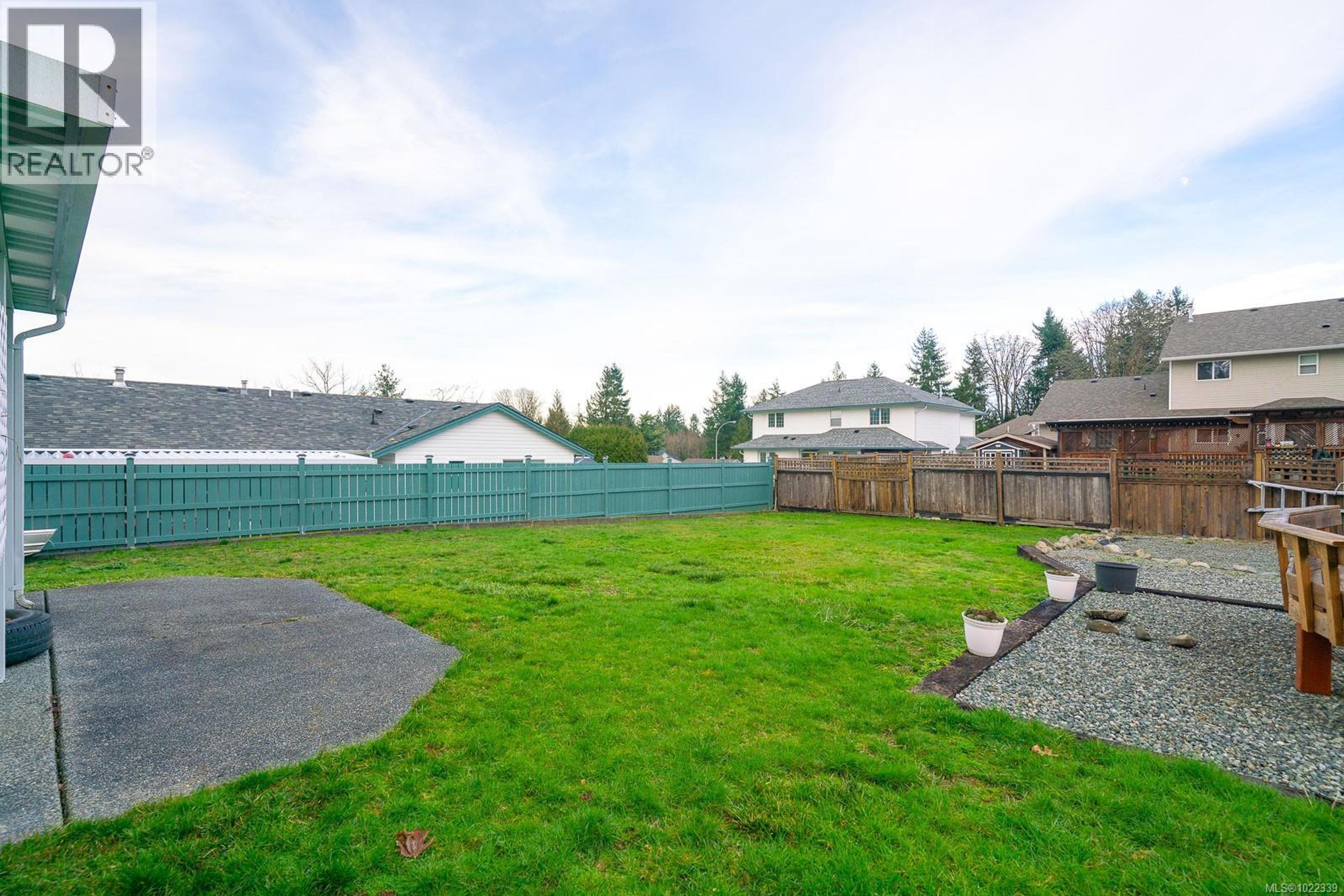 973 OLIVER TERR - 29