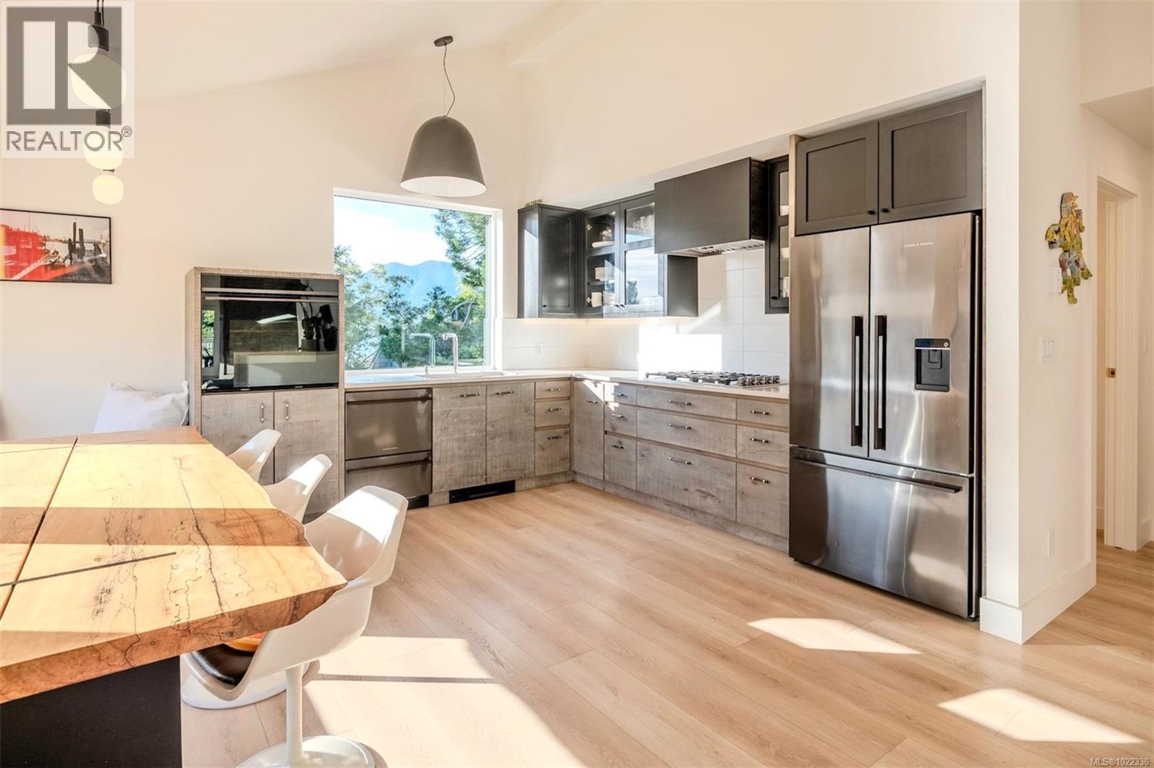 260 NEILL ST - Image 2