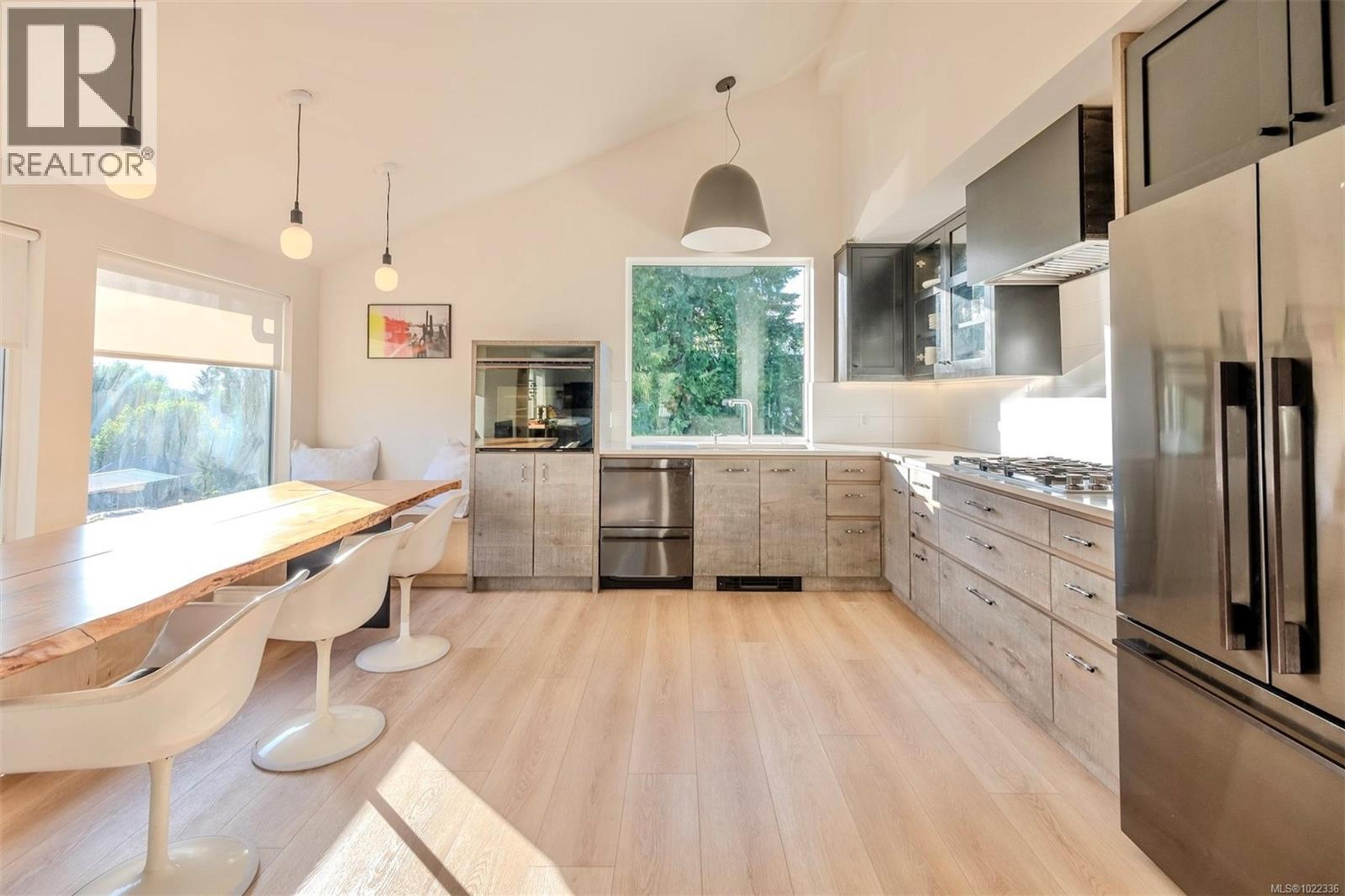 260 NEILL ST - Image 3