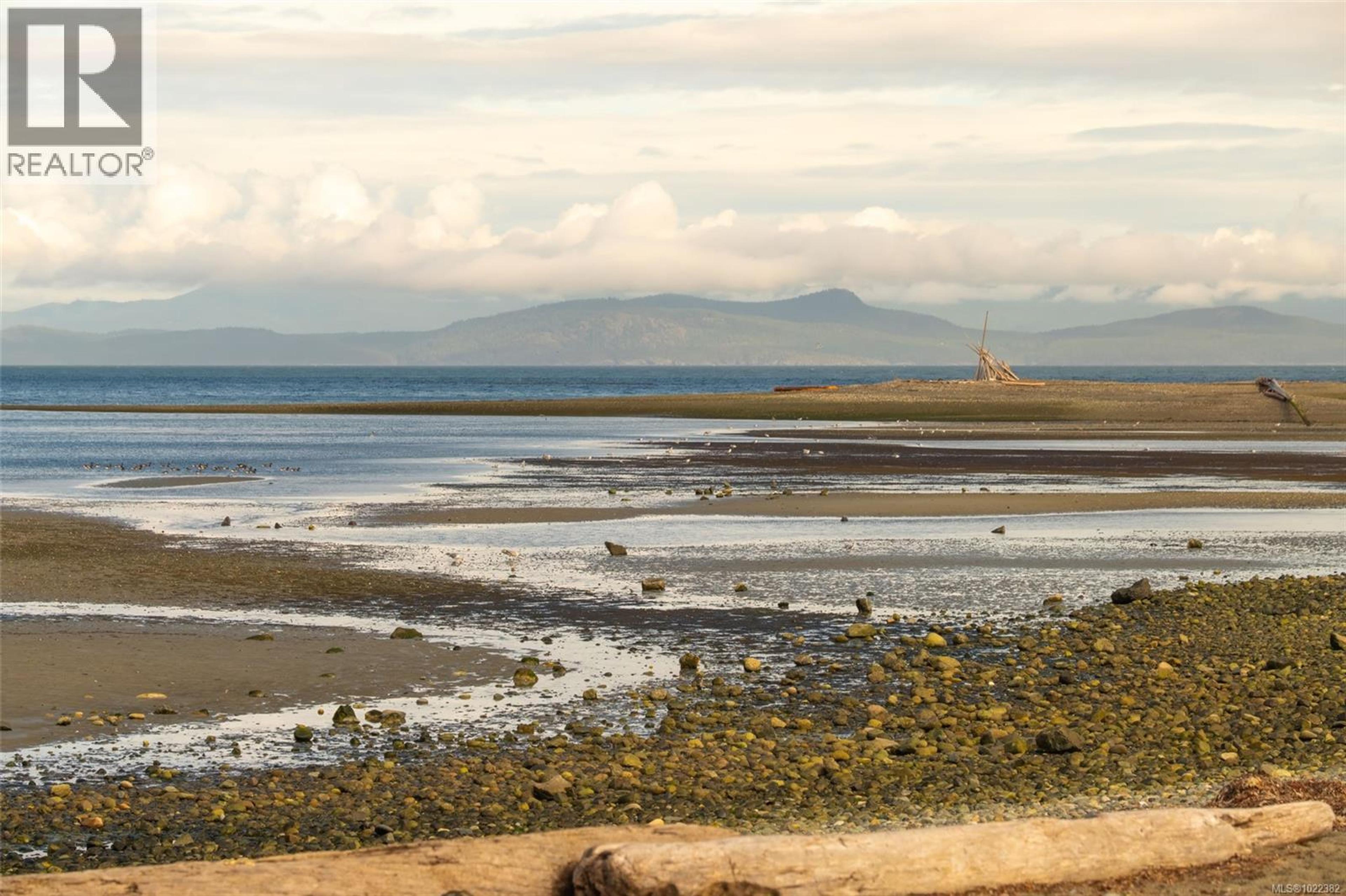 #16 703 TURNER RD - 18