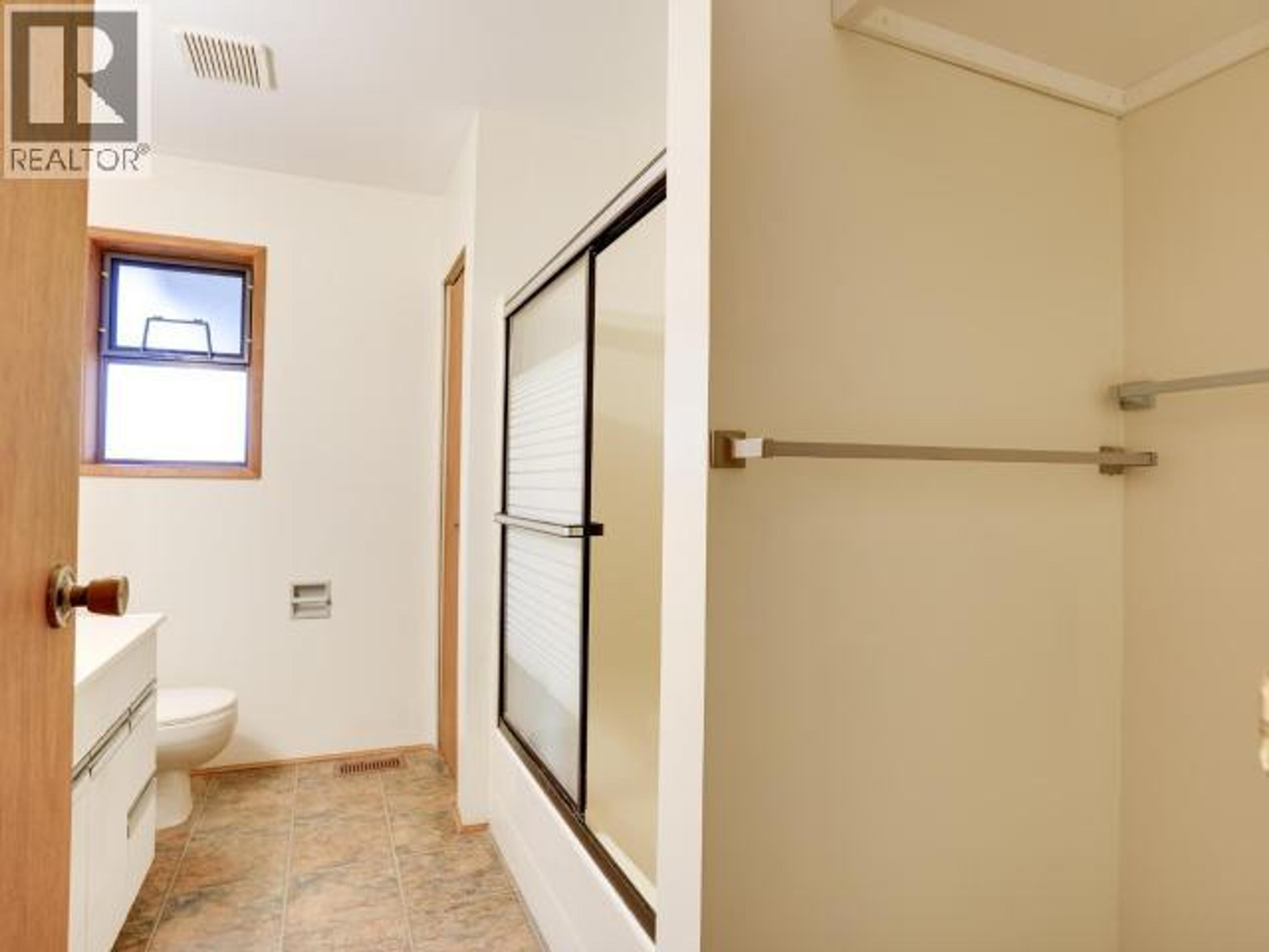 4781 REDONDA AVE - 11