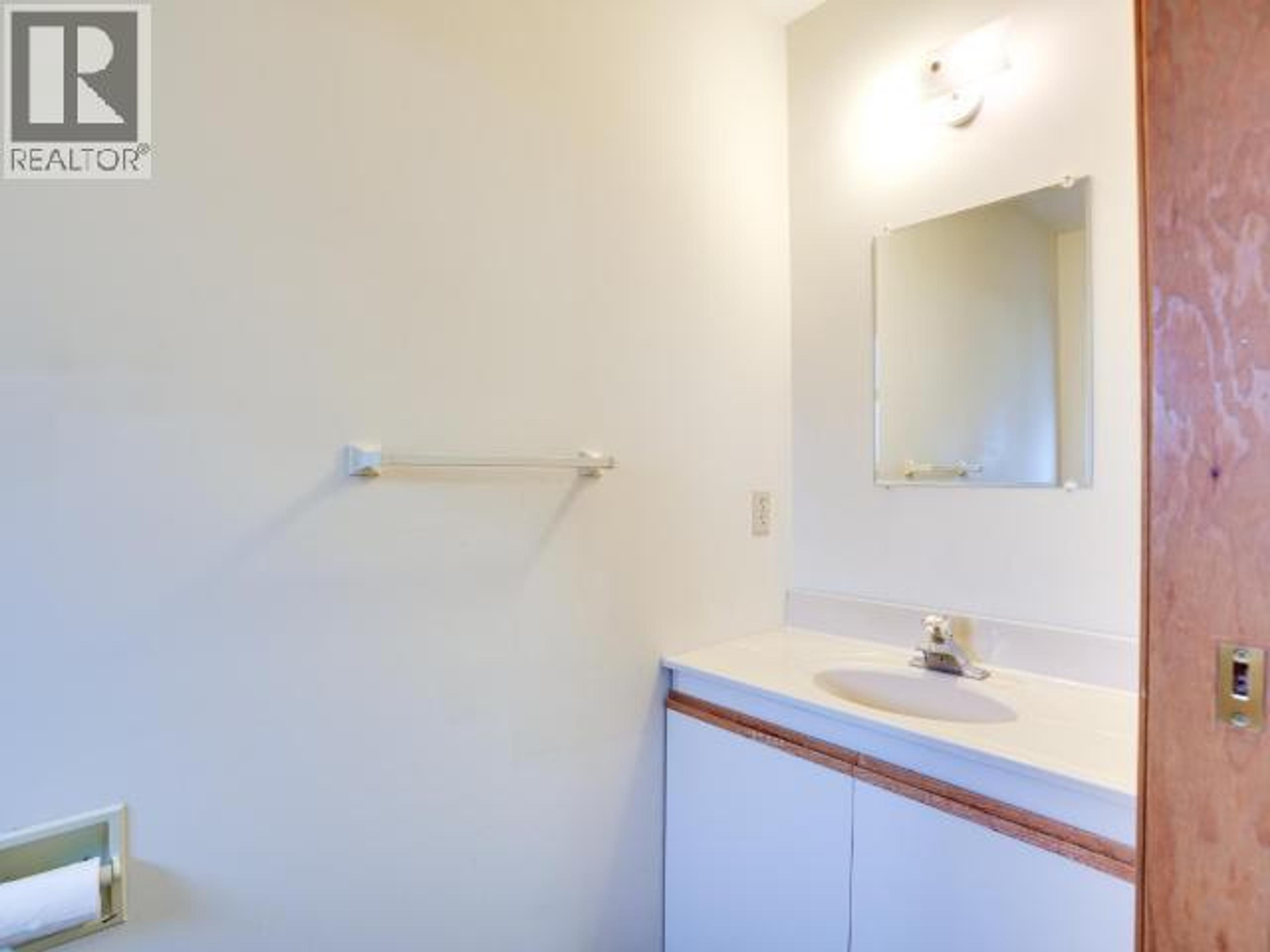 4781 REDONDA AVE - 16