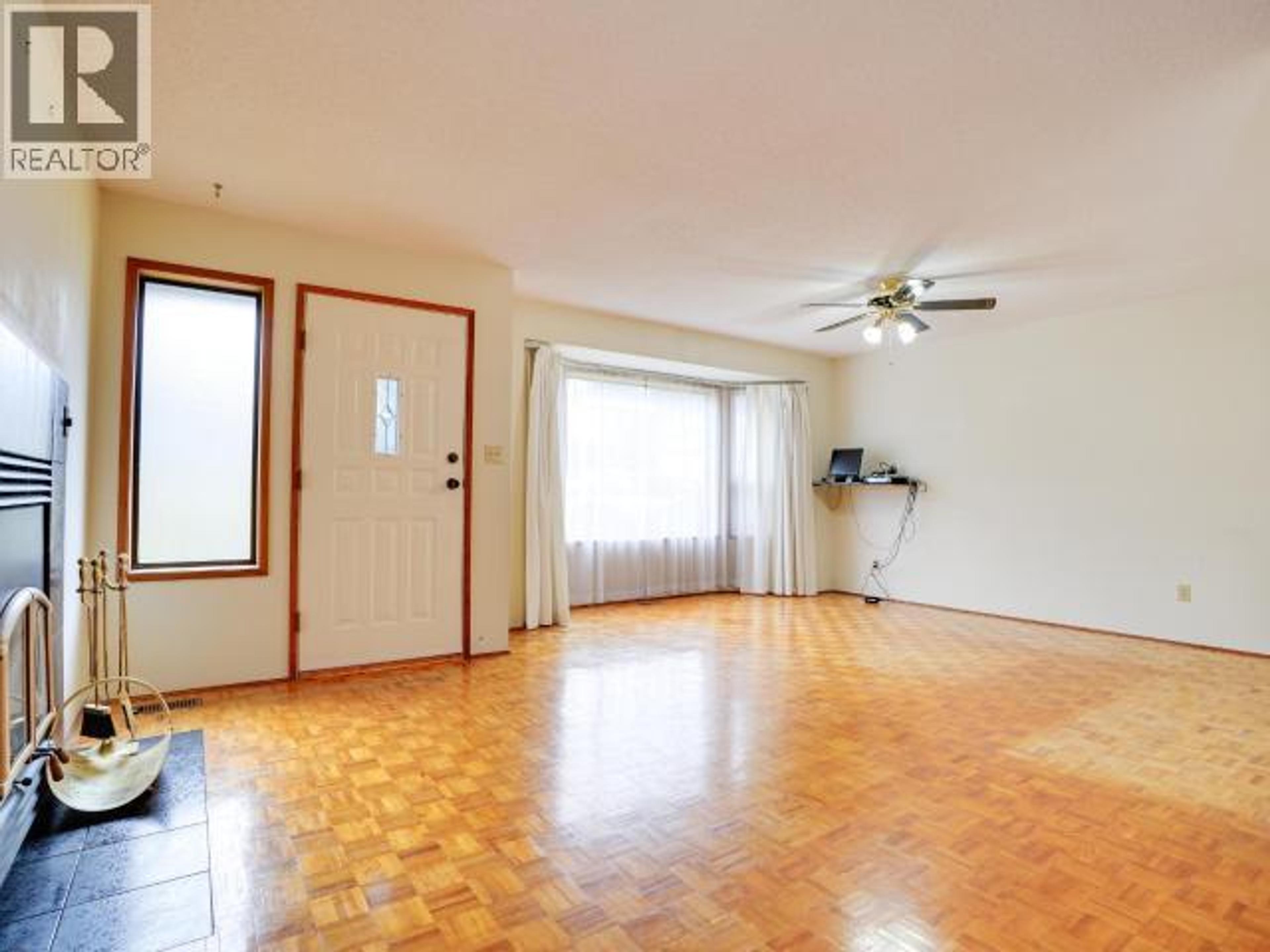4781 REDONDA AVE - Image 3