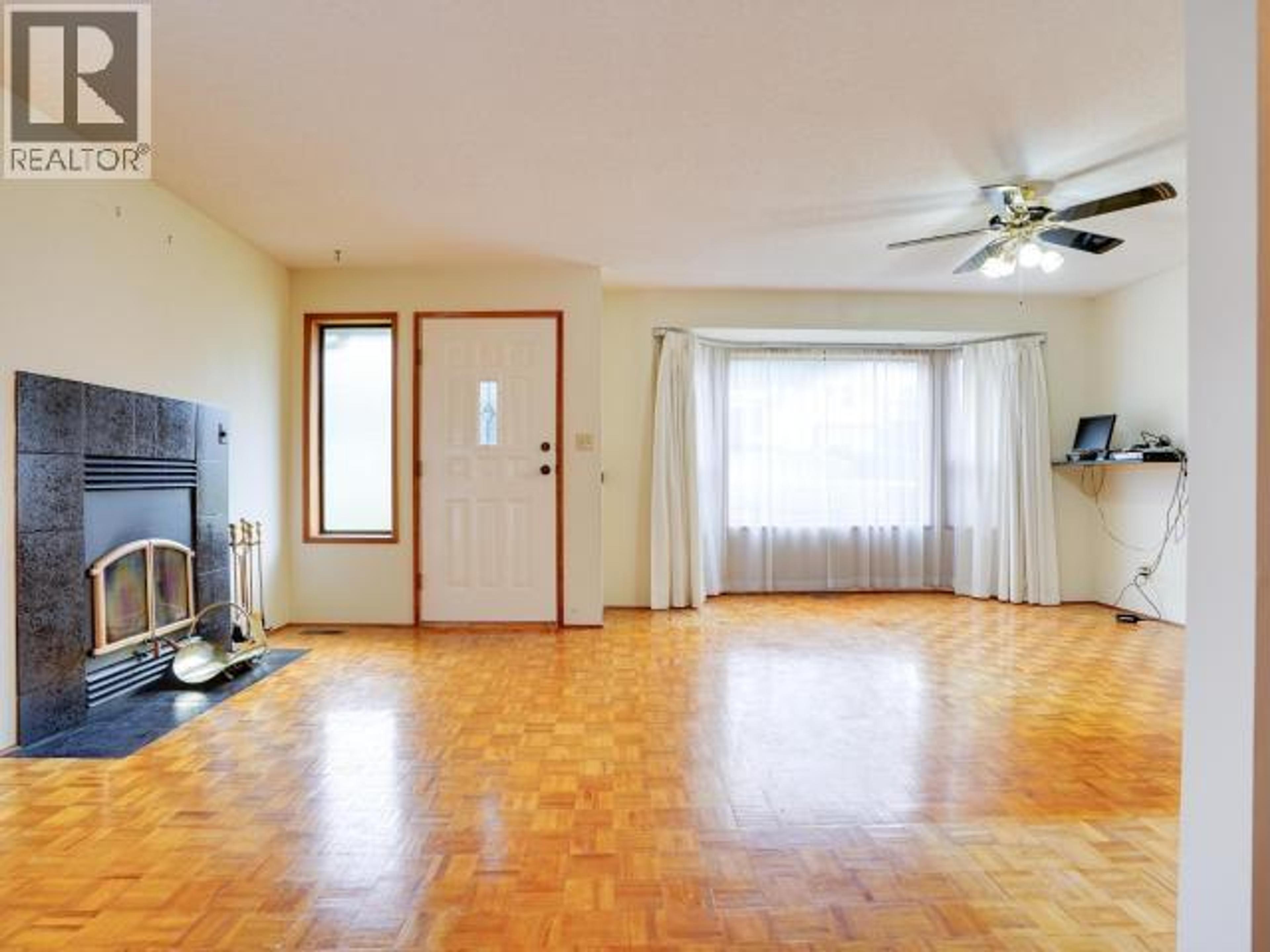 4781 REDONDA AVE - 4