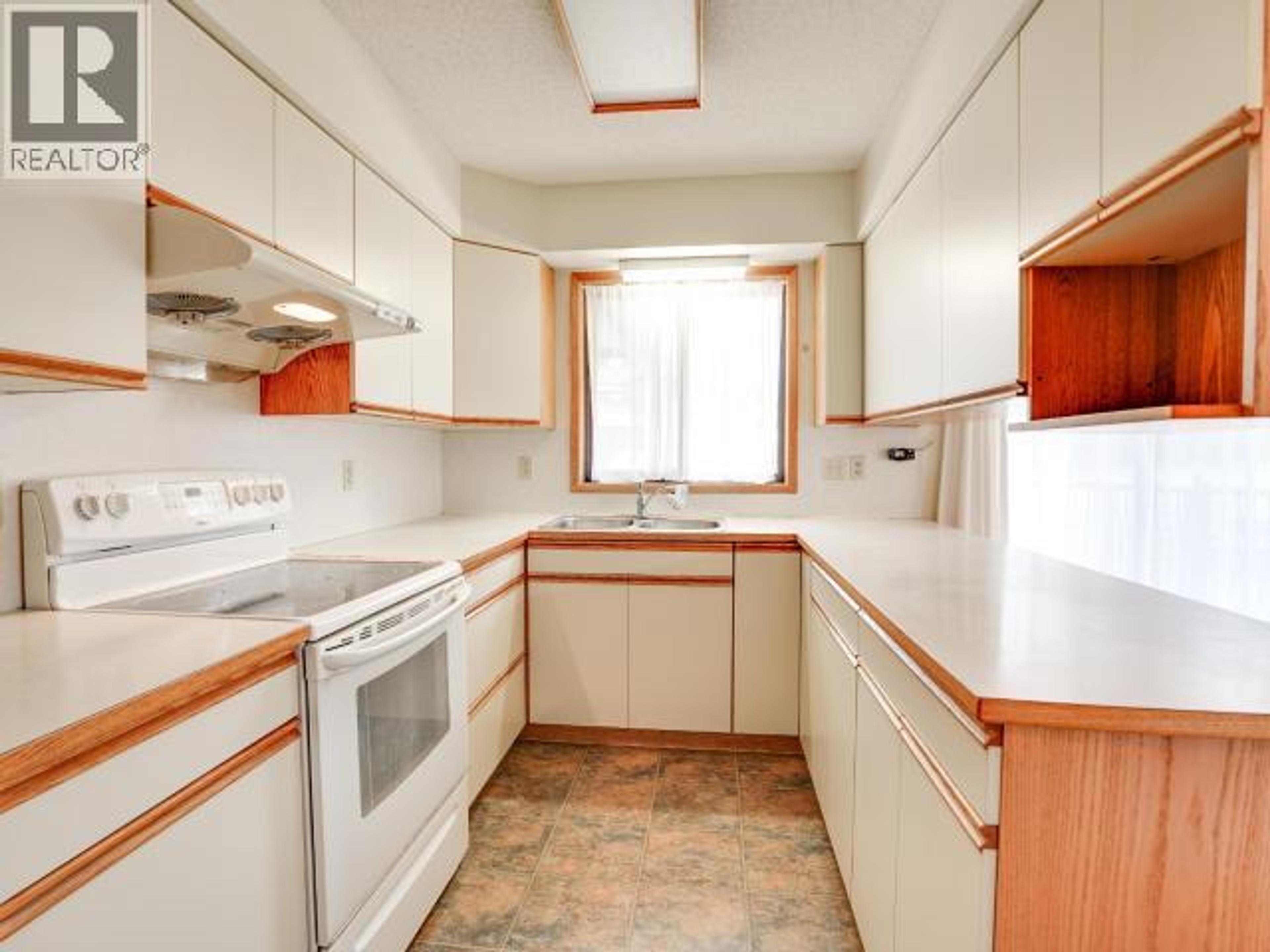 4781 REDONDA AVE - 9