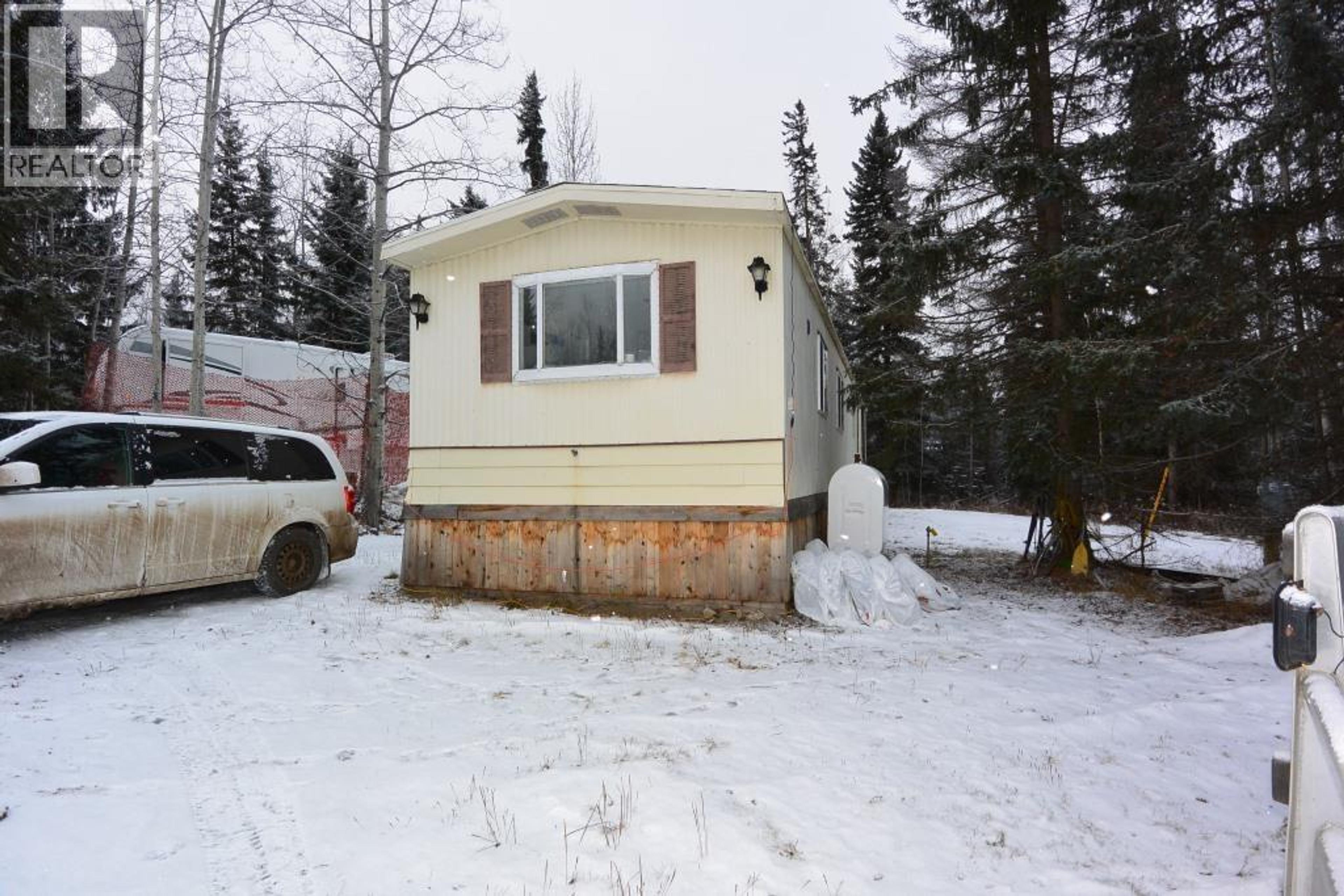 1018 LUND ROAD - Image 2