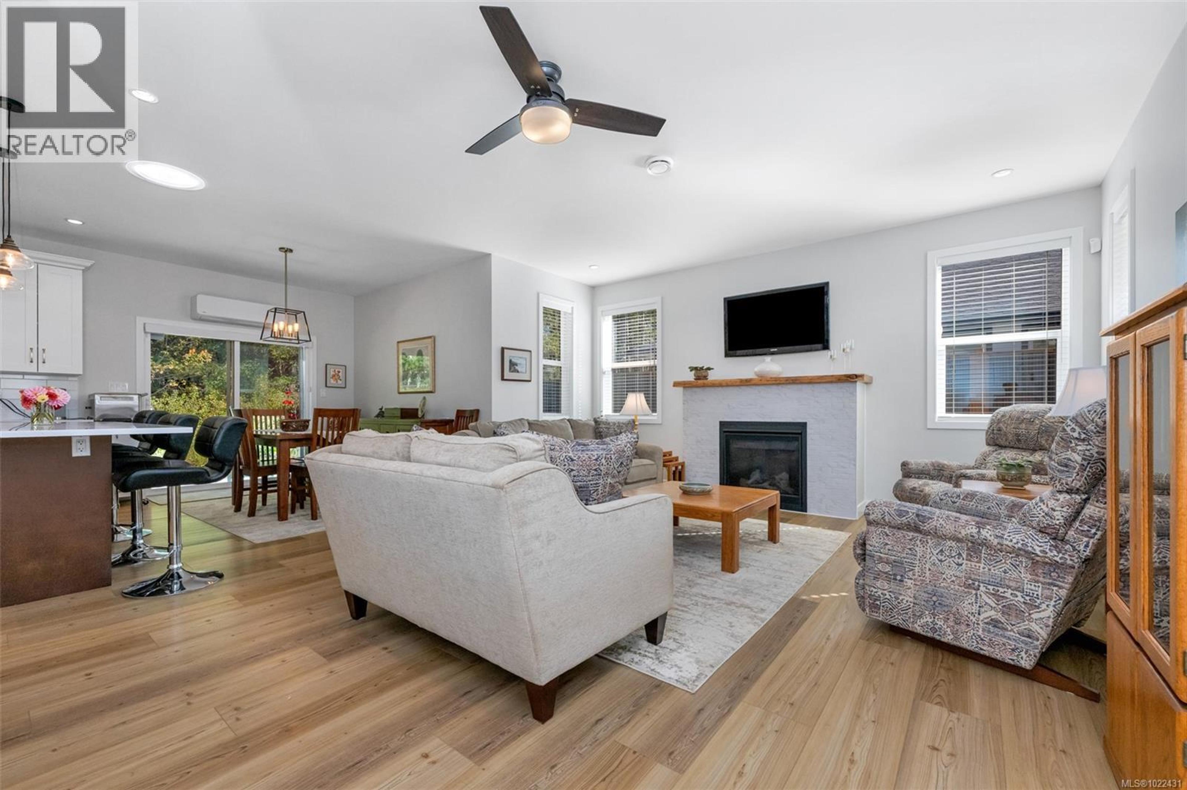 129 EDGEWOOD DR - 22