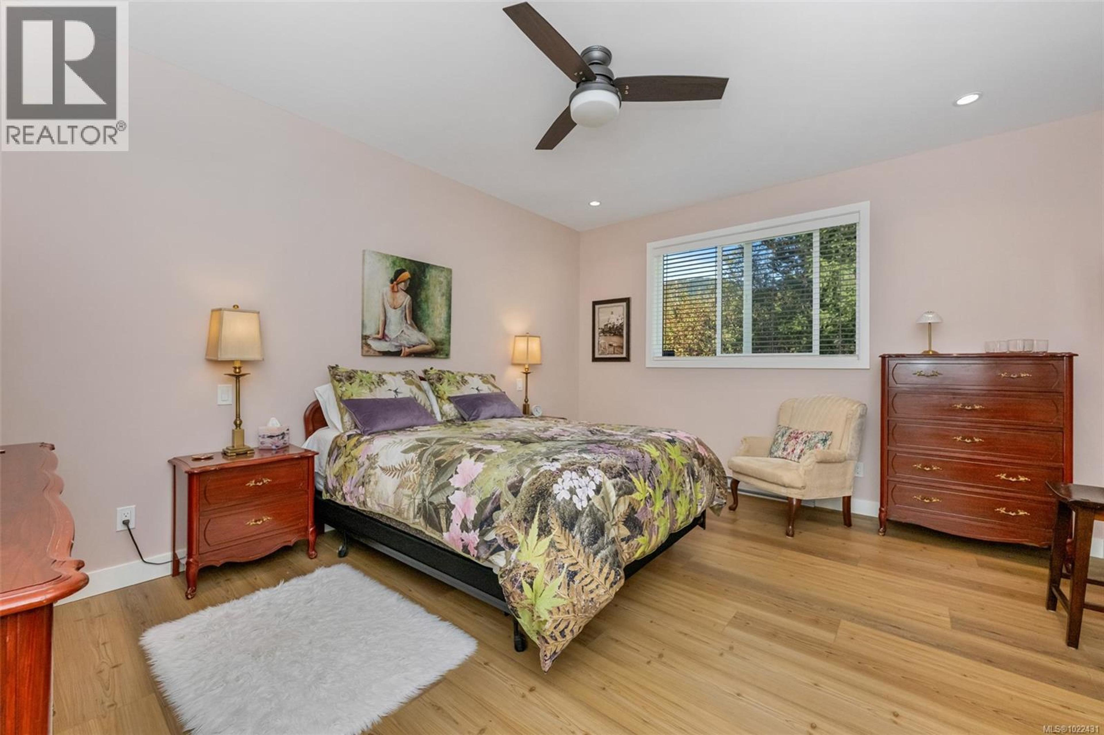 129 EDGEWOOD DR - 27