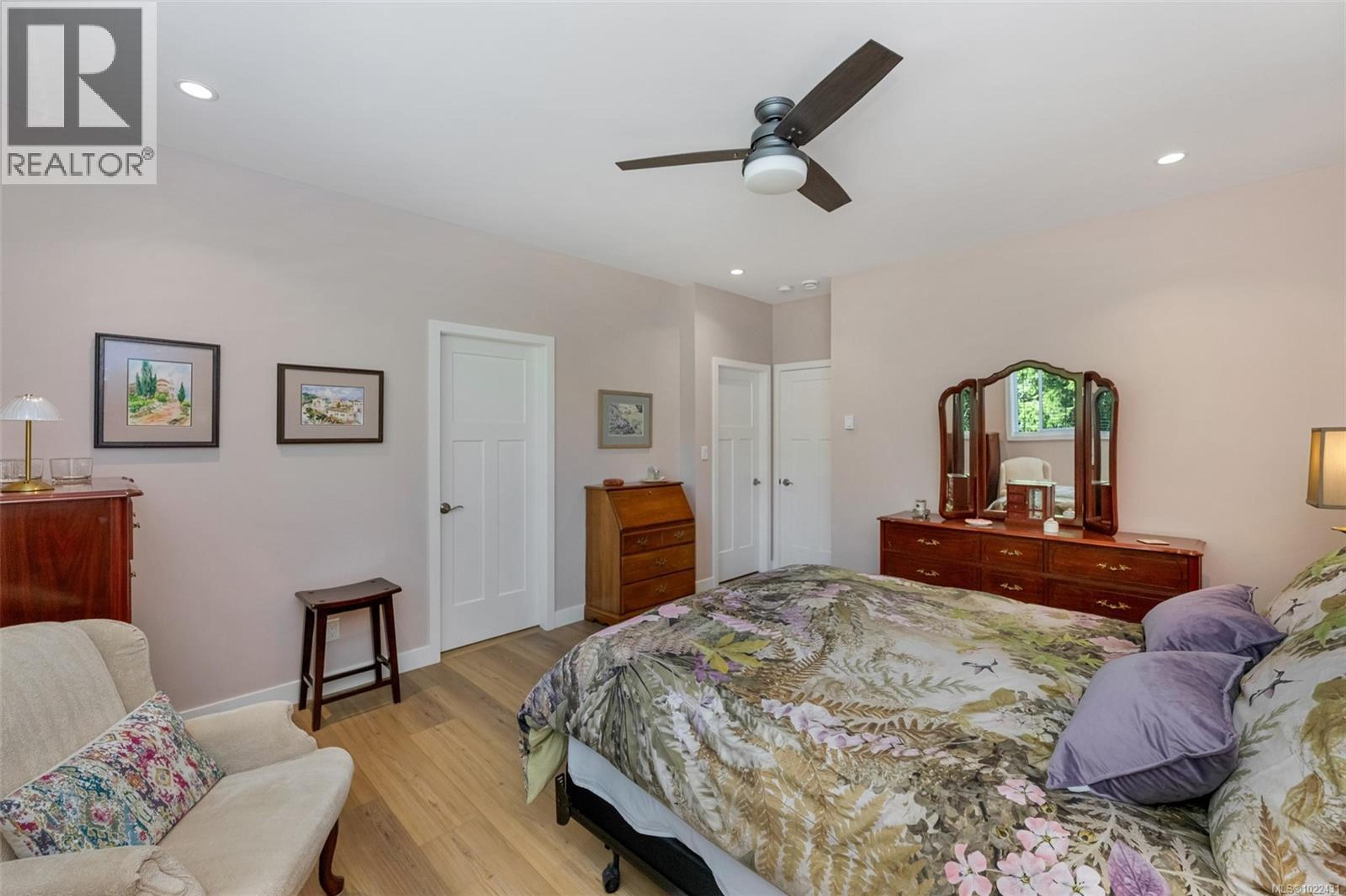 129 EDGEWOOD DR - 28