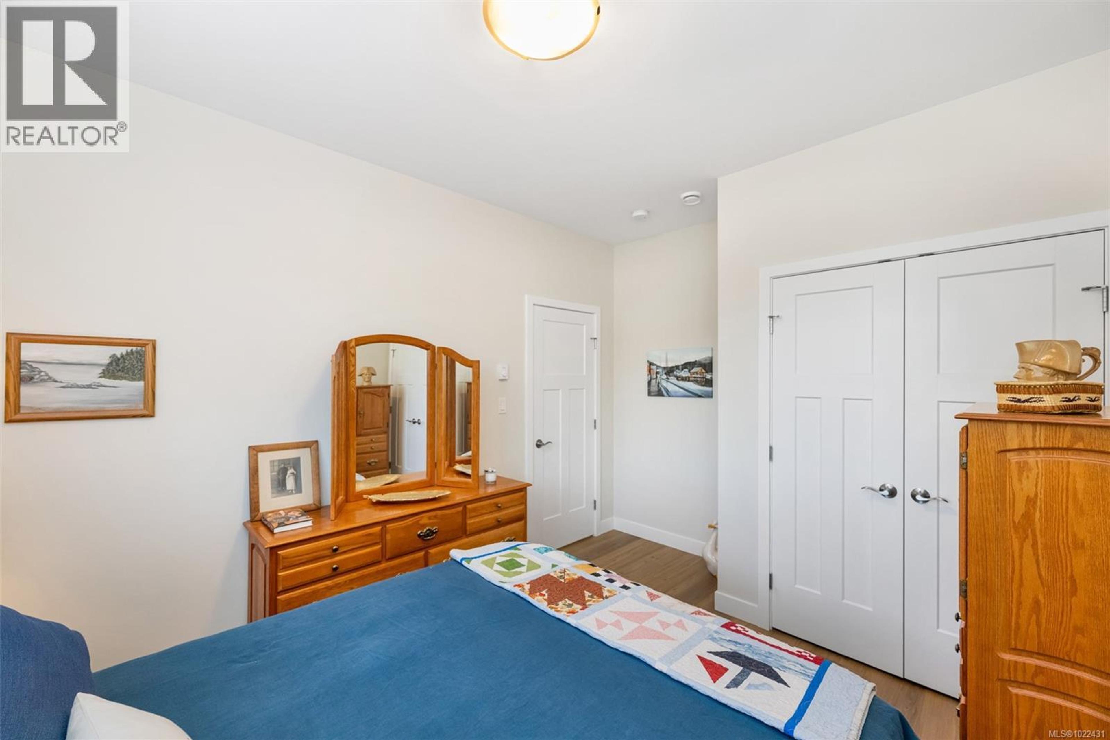 129 EDGEWOOD DR - 33