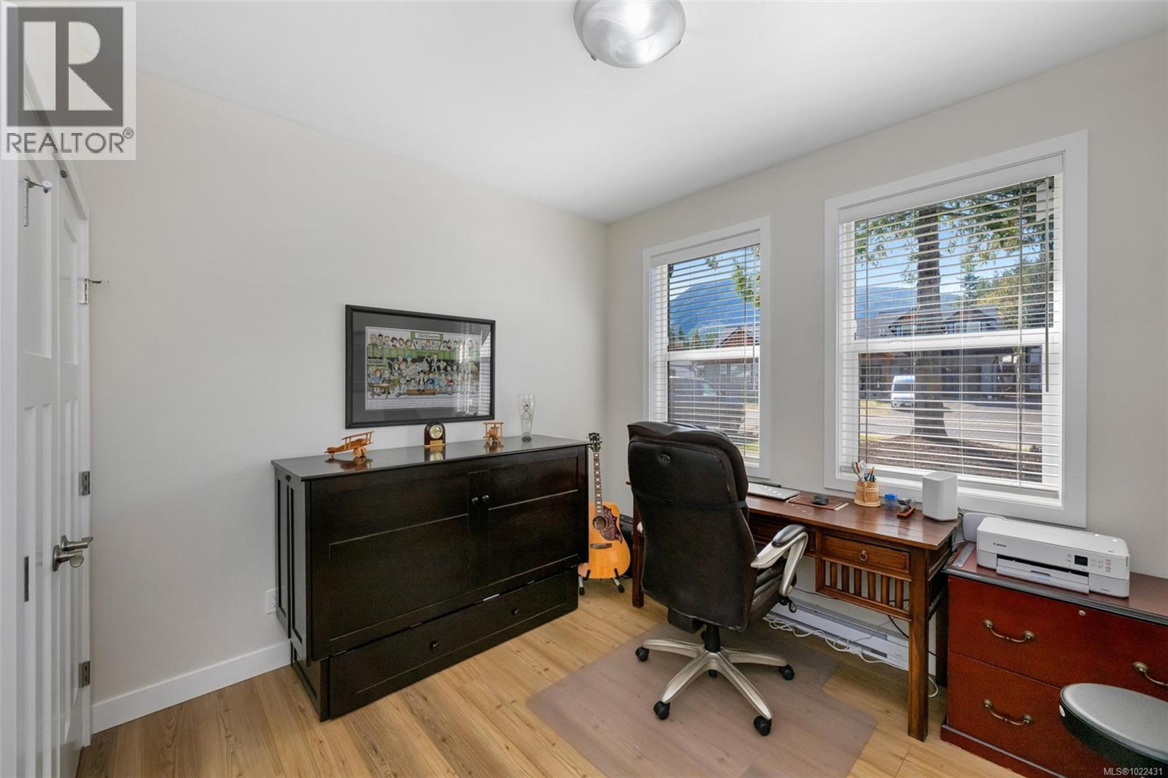 129 EDGEWOOD DR - 34