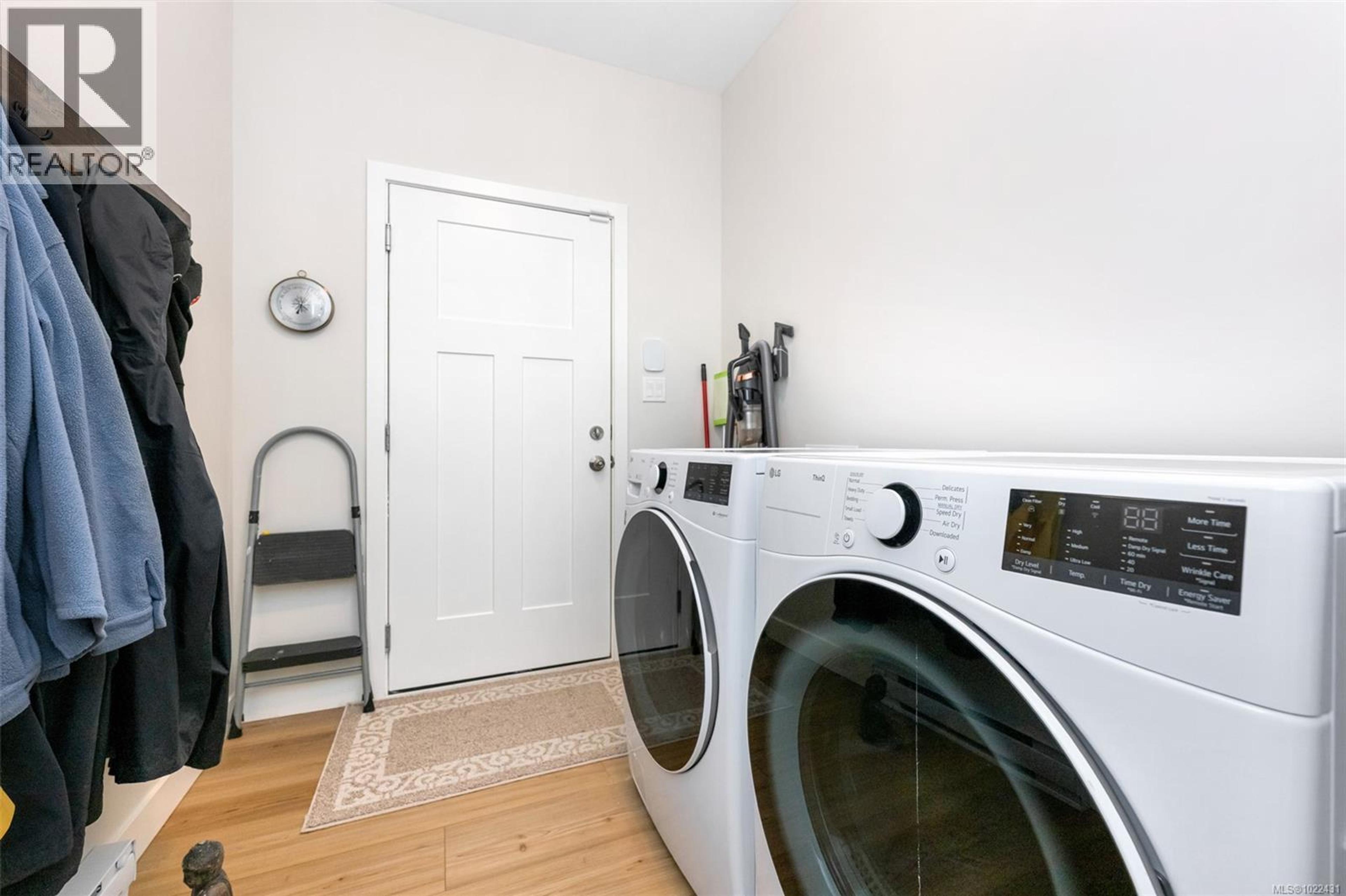 129 EDGEWOOD DR - 38