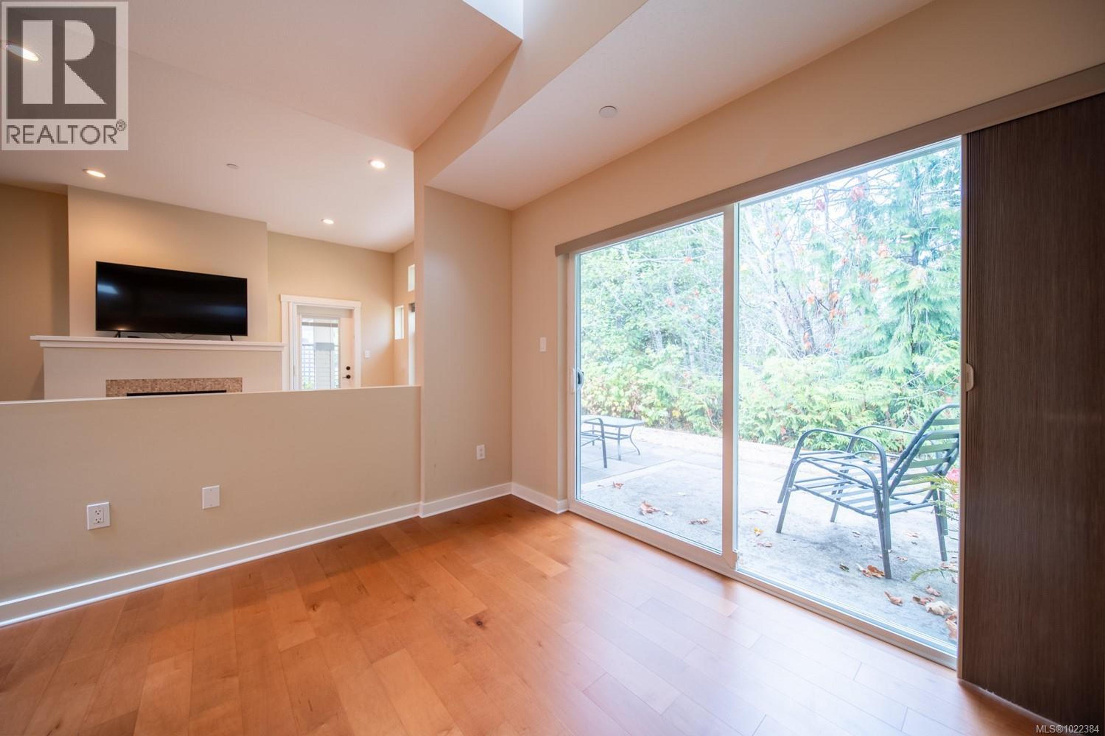 #5 500 CORFIELD ST - 10