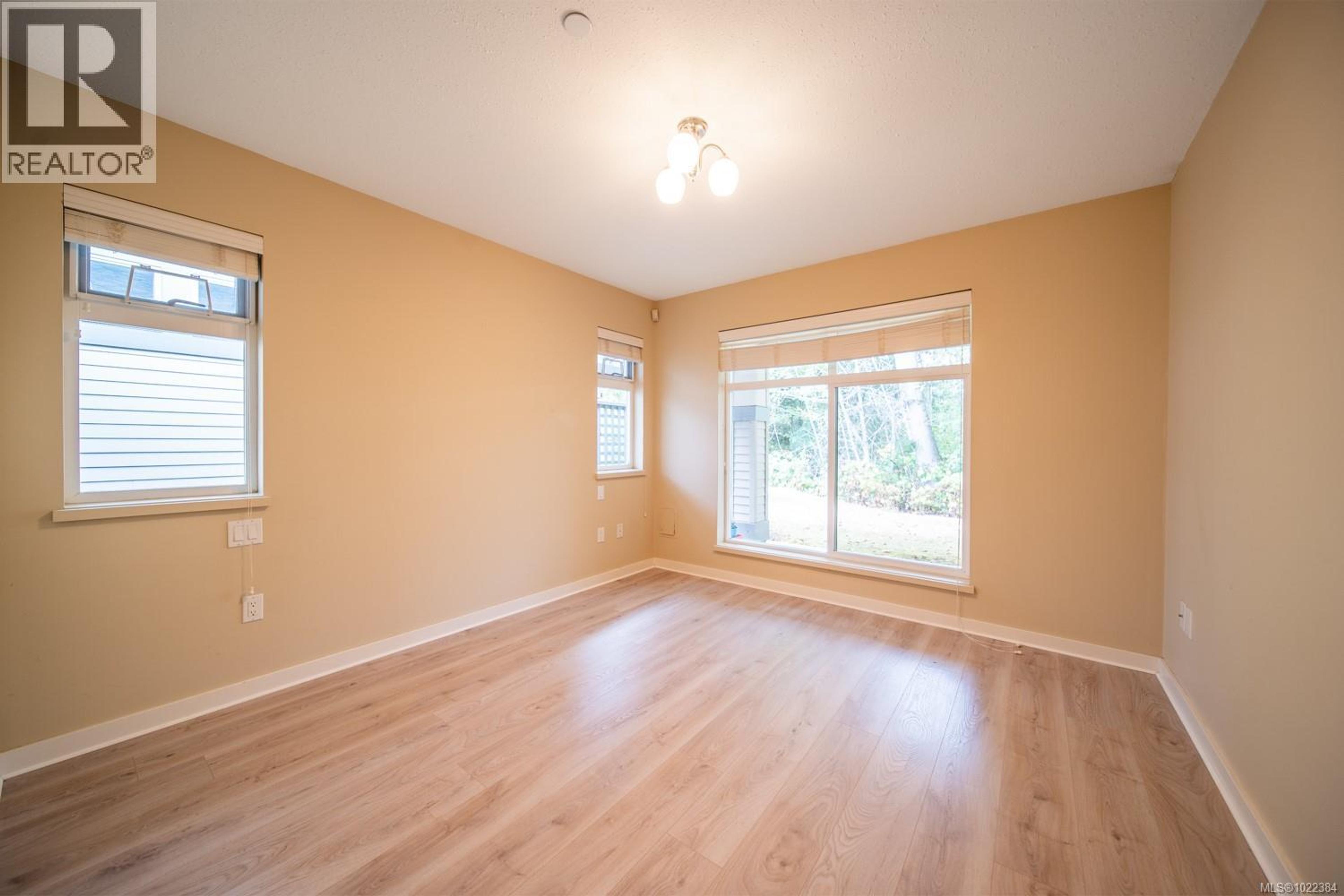 #5 500 CORFIELD ST - 11