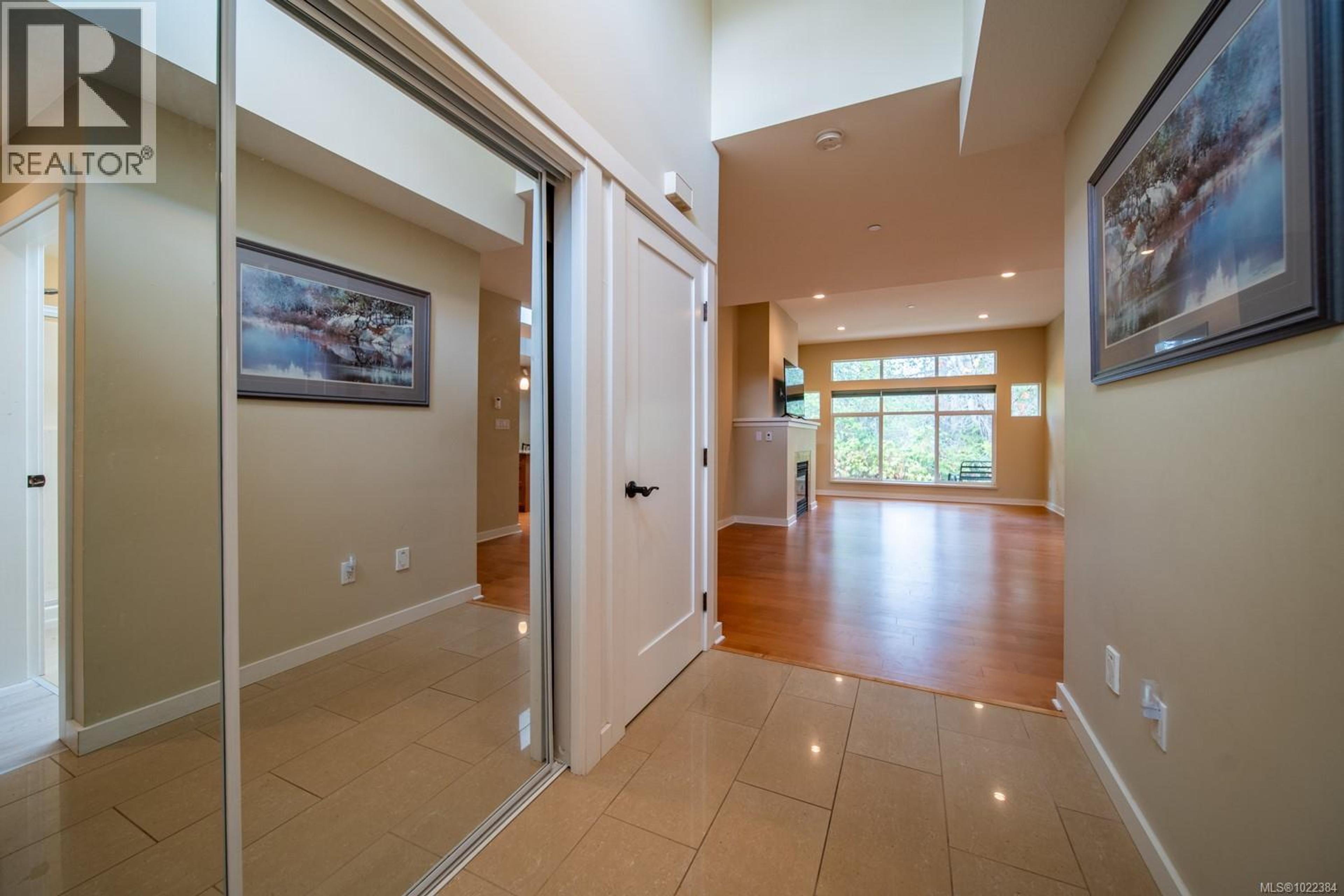 #5 500 CORFIELD ST - 18