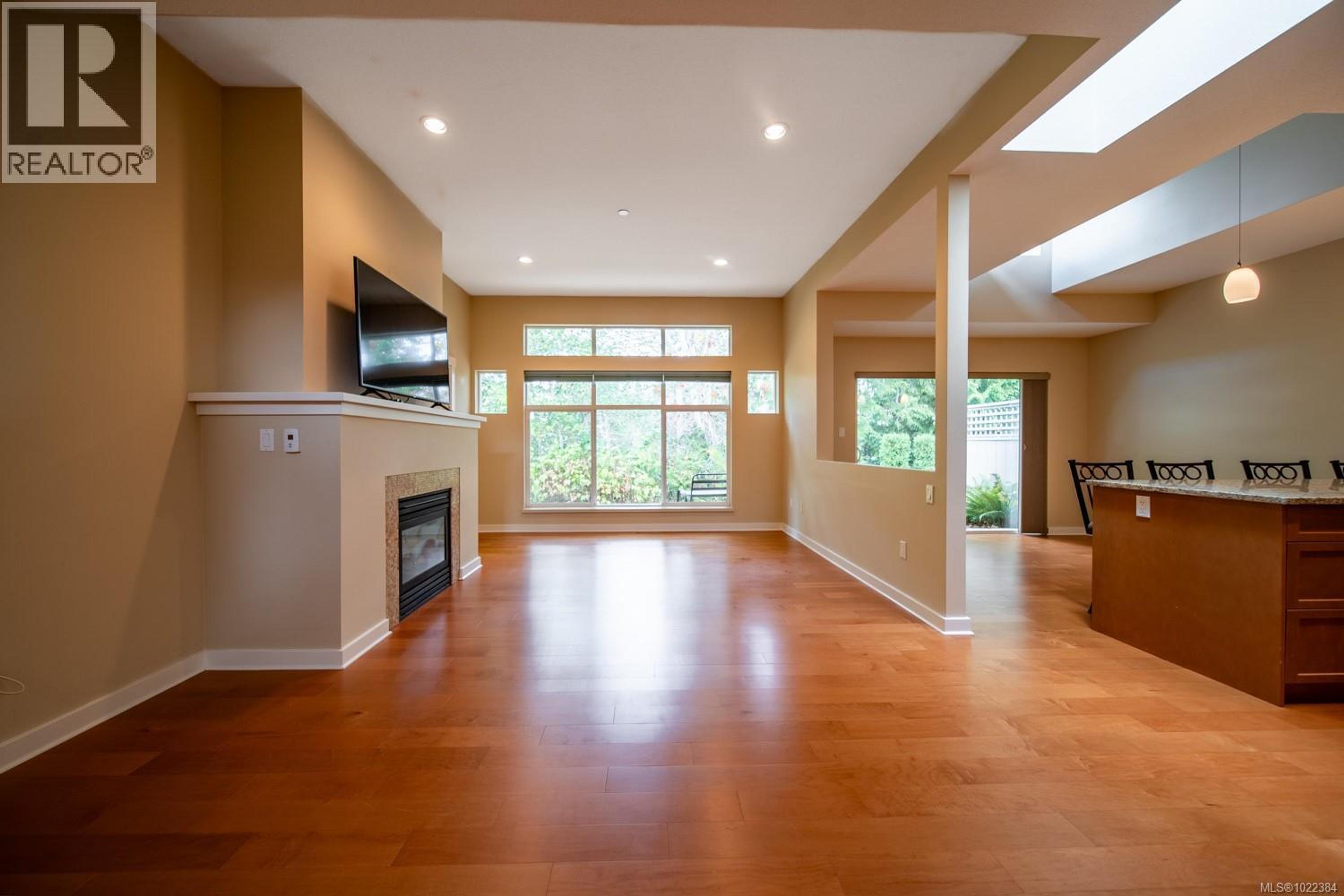 #5 500 CORFIELD ST - Image 3