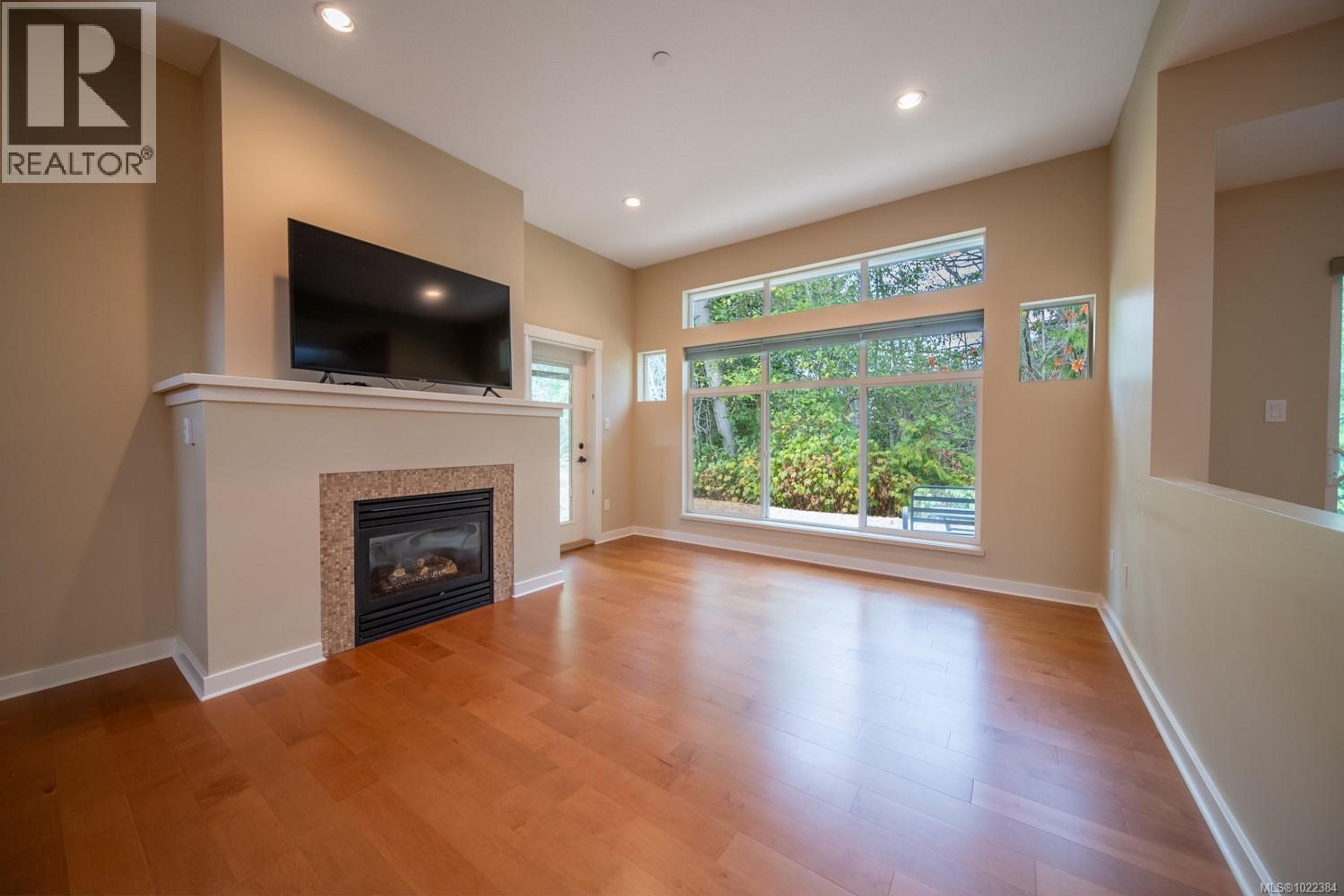 #5 500 CORFIELD ST - 4