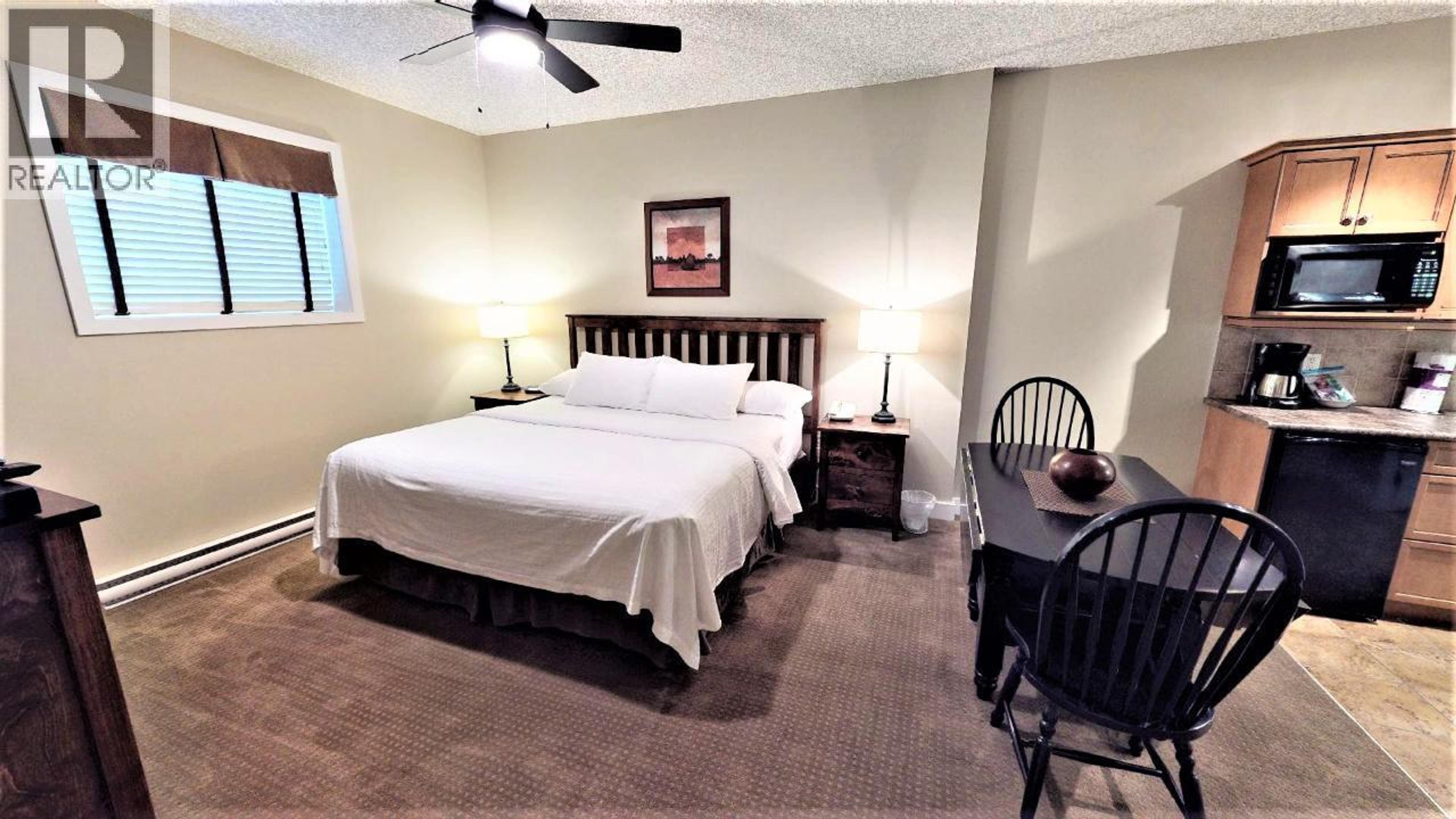 #416 D 400 BIGHORN BOULEVARD - 27