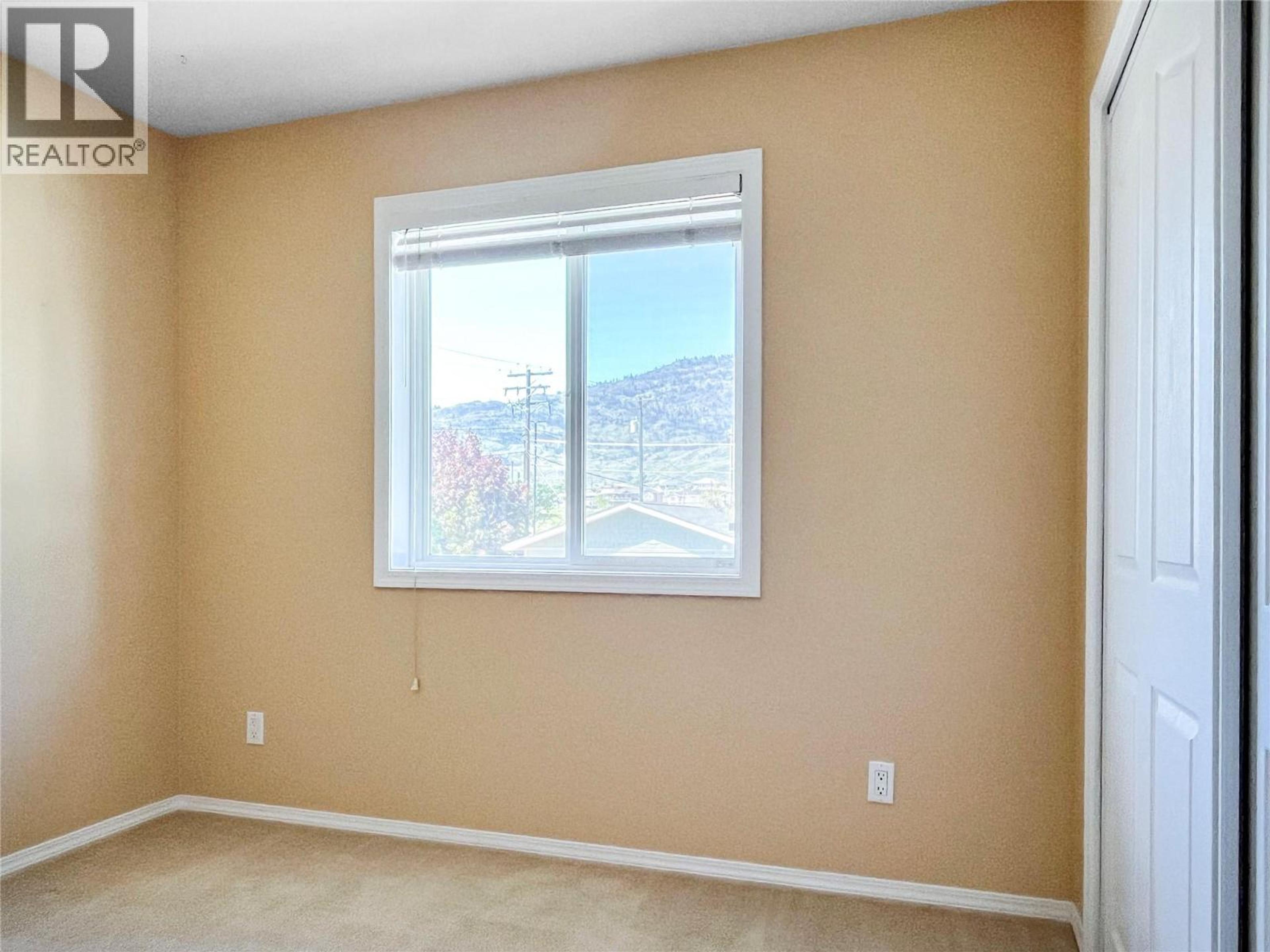 4 8507 70TH AVENUE - 29