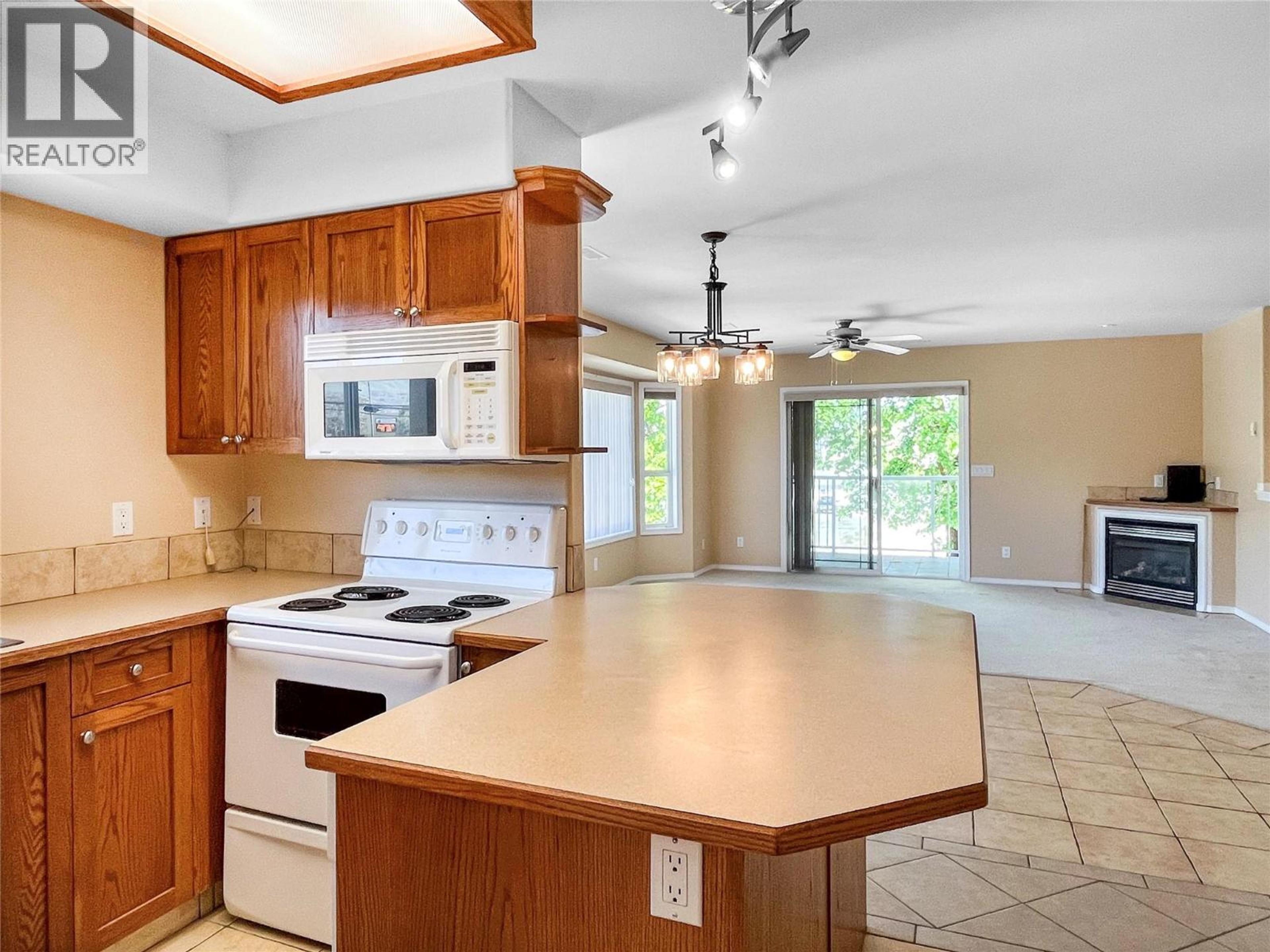 4 8507 70TH AVENUE - 25