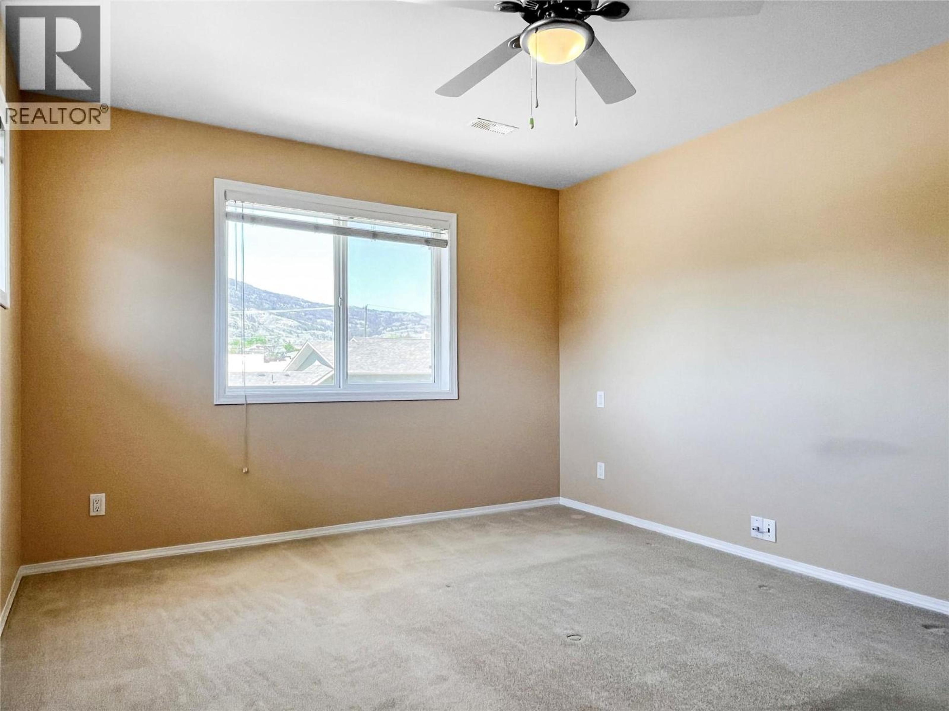 4 8507 70TH AVENUE - 11