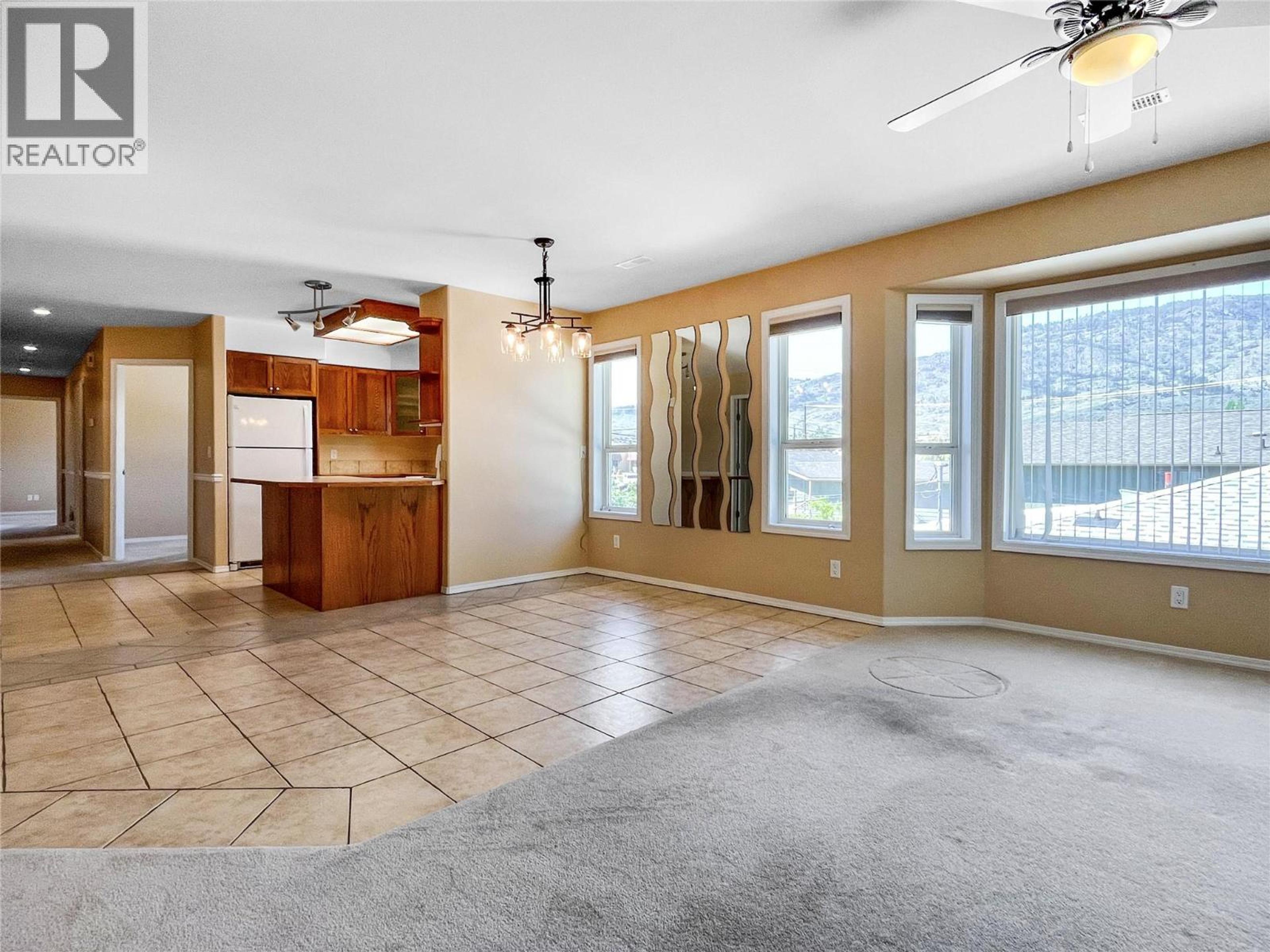 4 8507 70TH AVENUE - 9