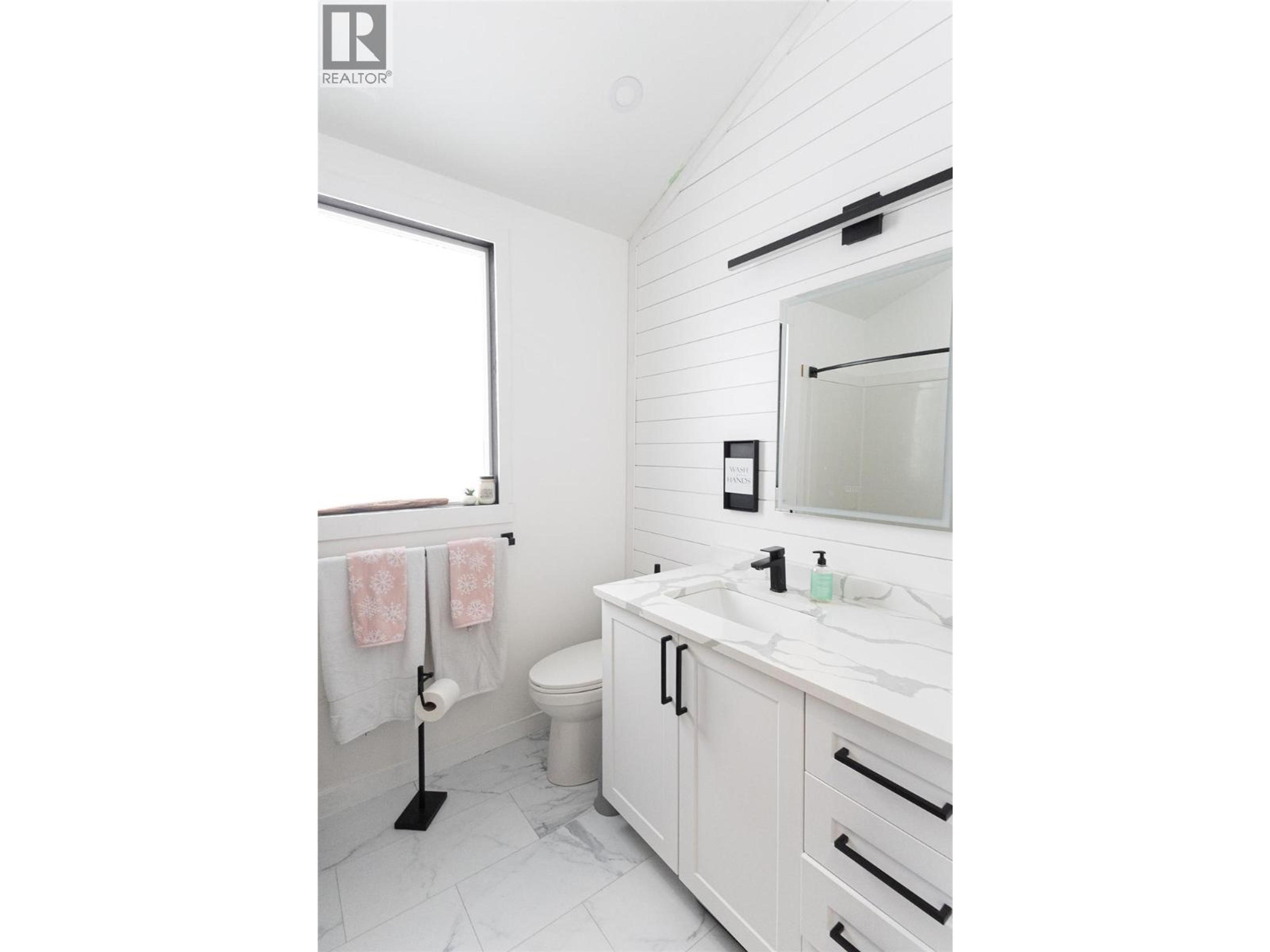 1740 HARPER PLACE - 20