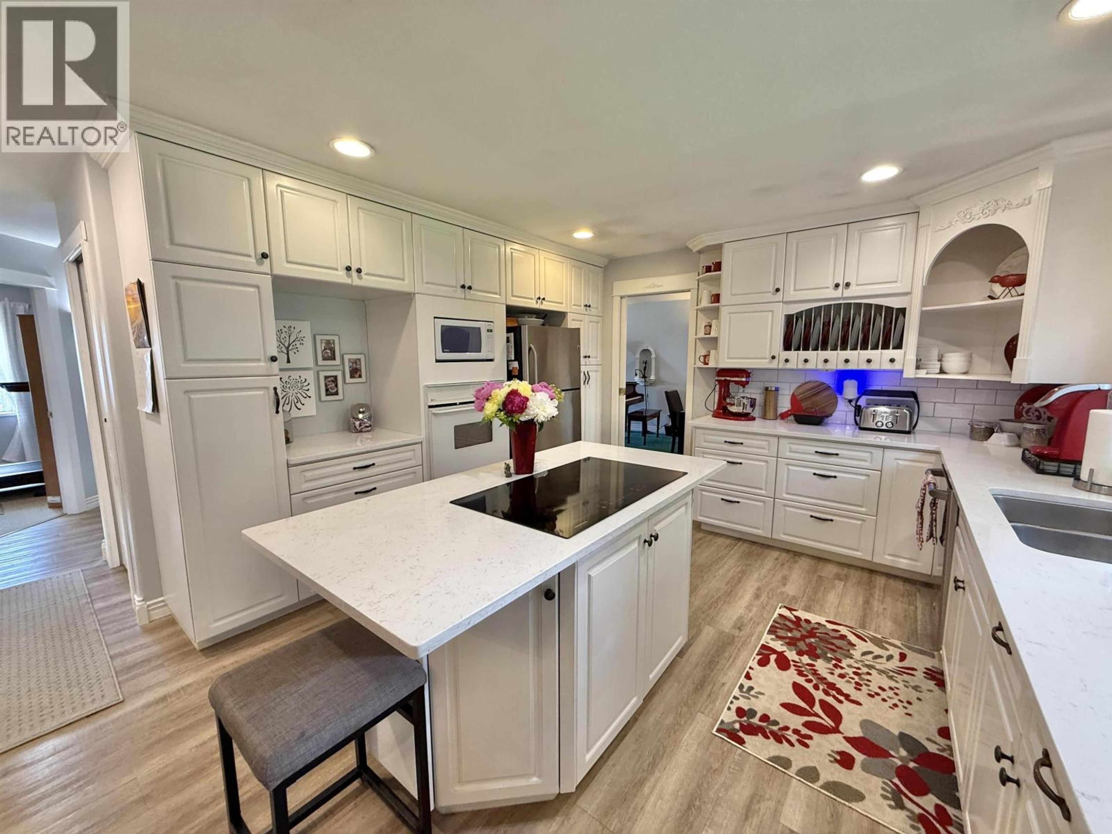 108 LAWLOR DRIVE - 11