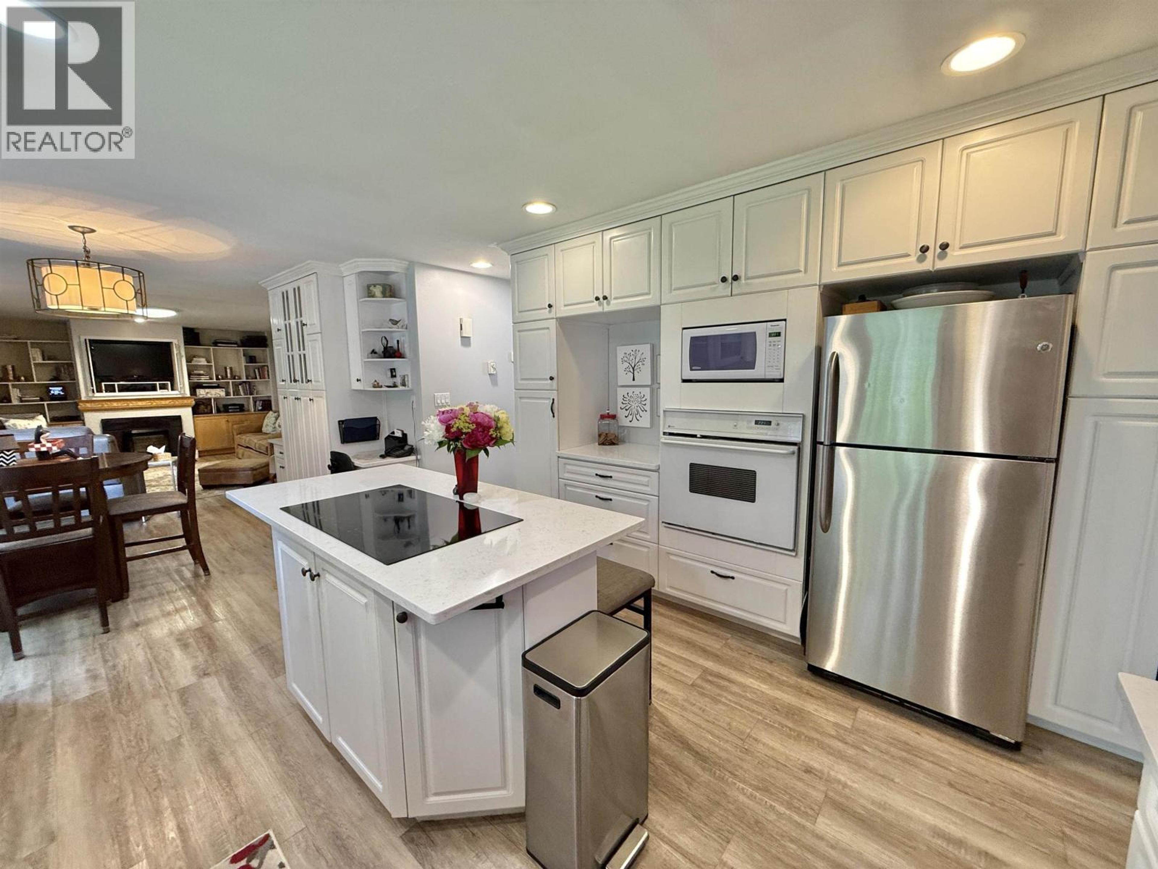 108 LAWLOR DRIVE - 8