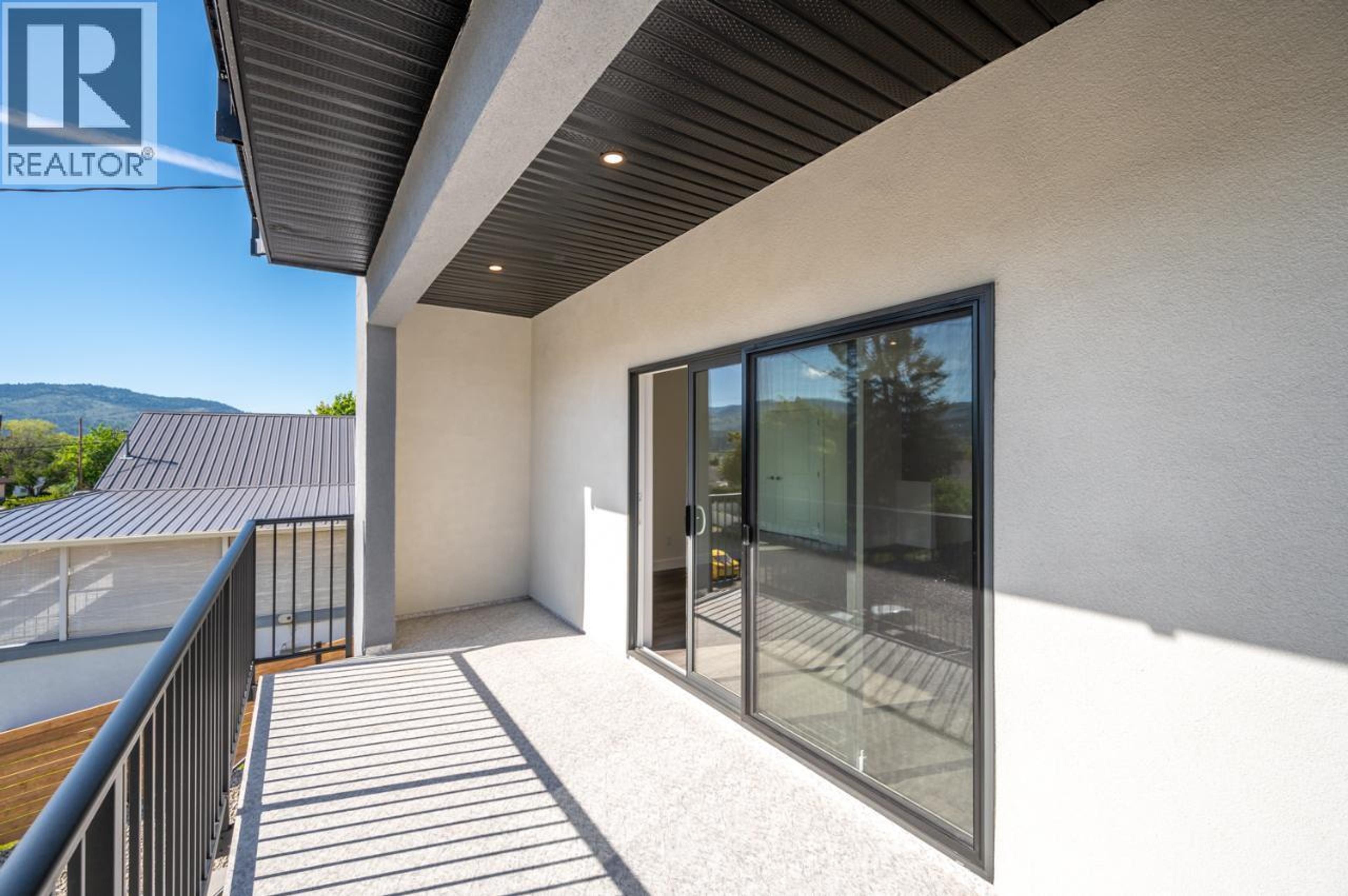 6380 OKANAGAN STREET - 16