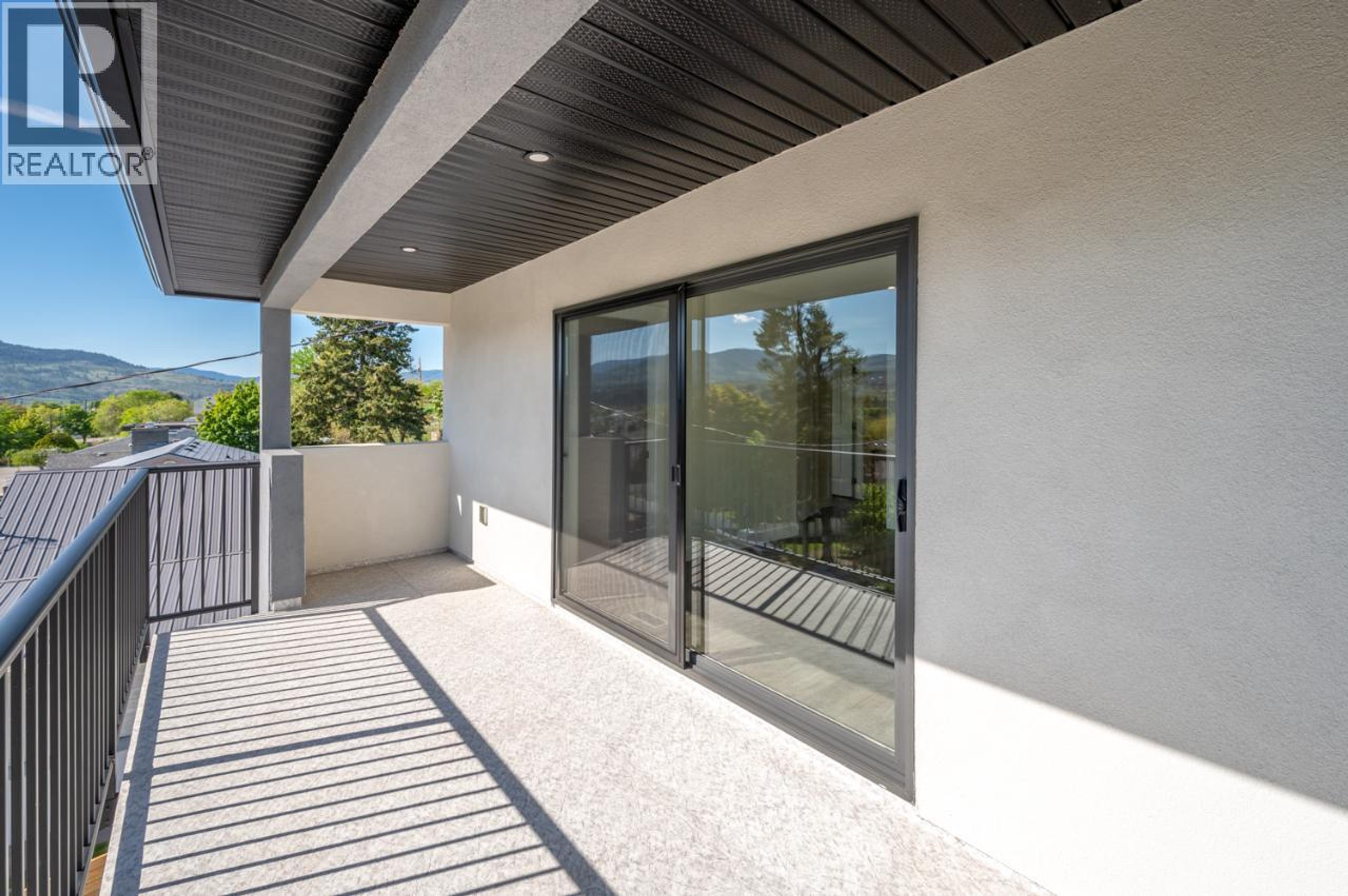 6380 OKANAGAN STREET - 26