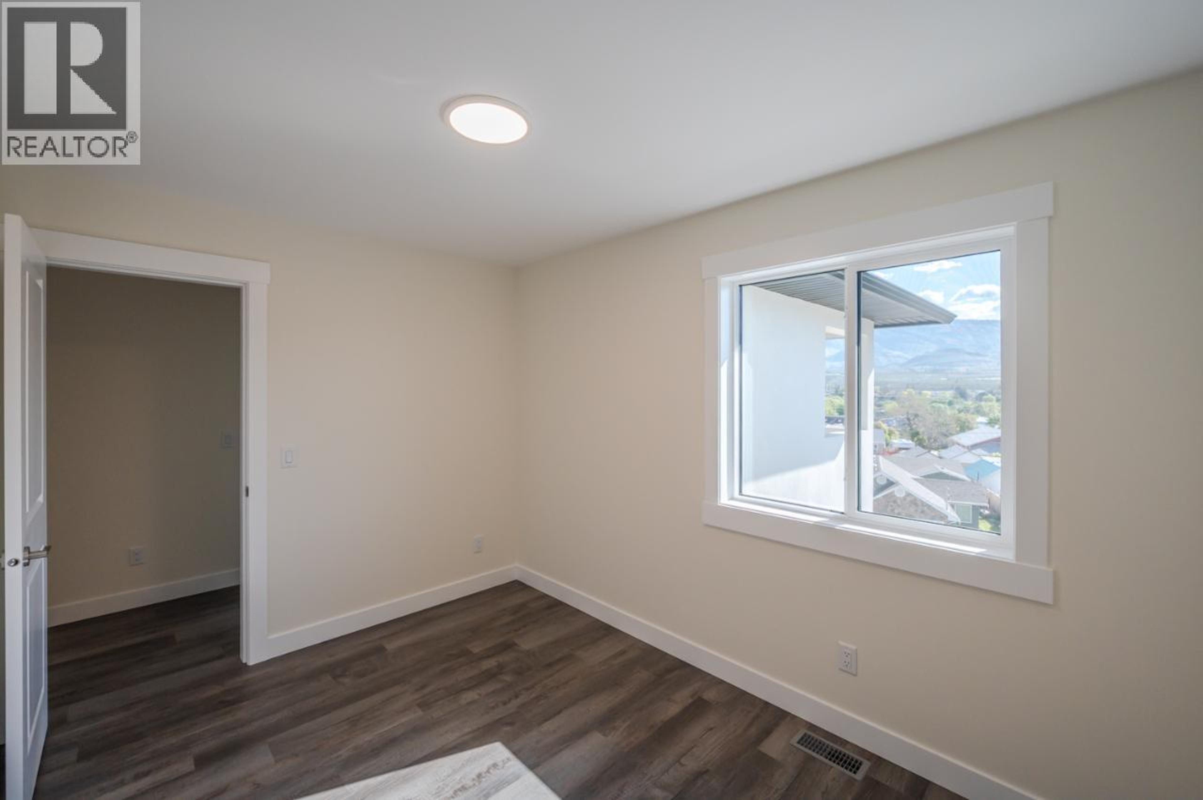 6380 OKANAGAN STREET - 28