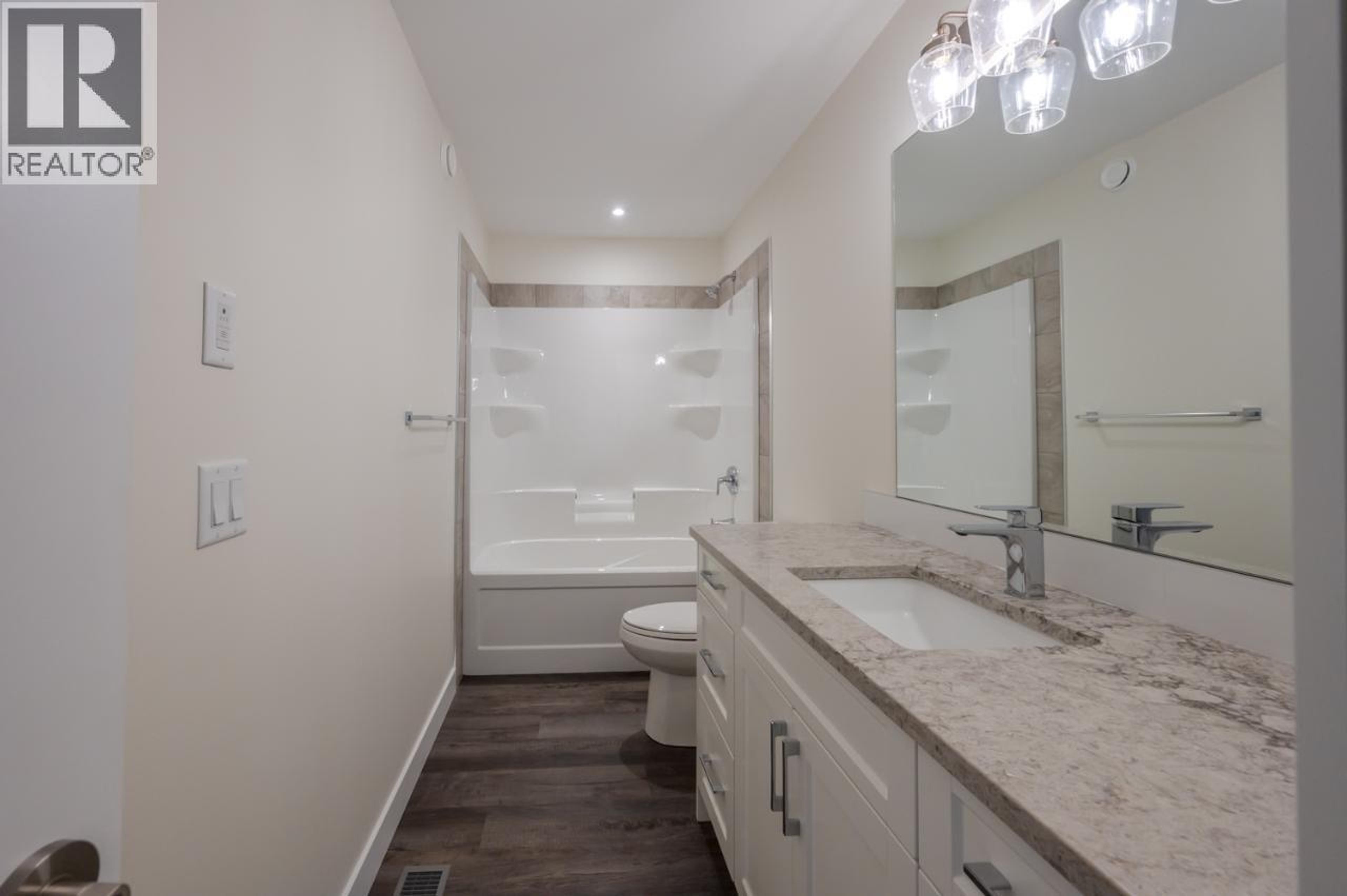 6380 OKANAGAN STREET - 29