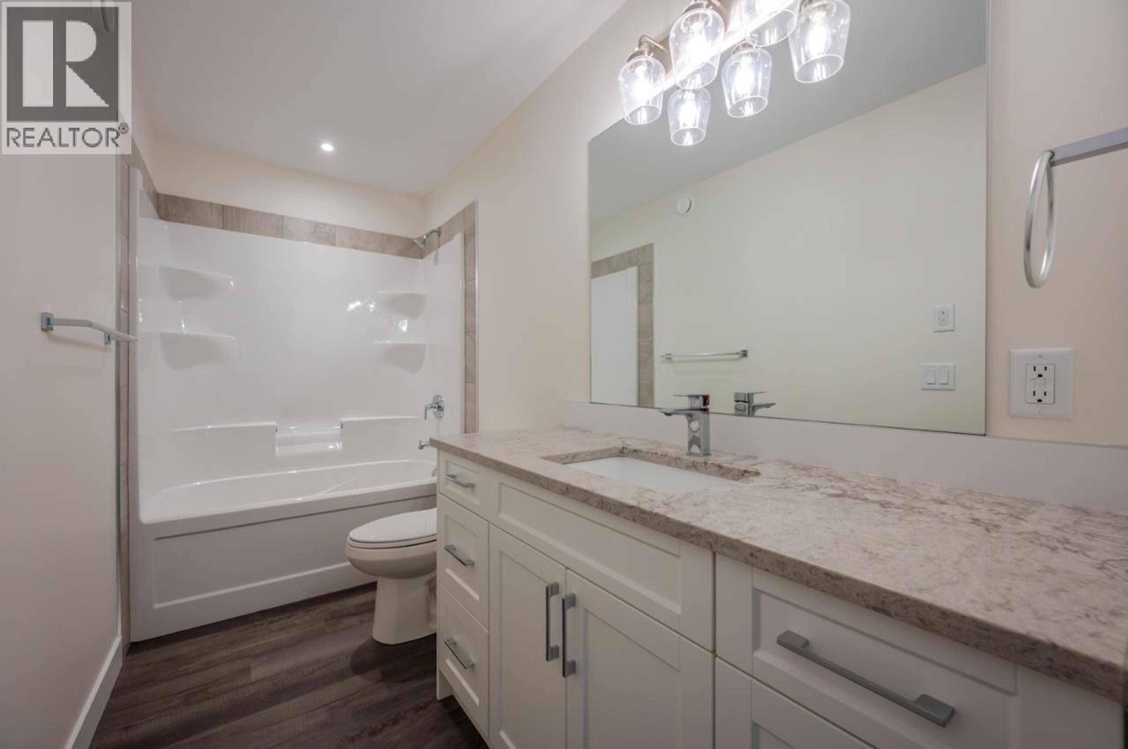 6380 OKANAGAN STREET - 30