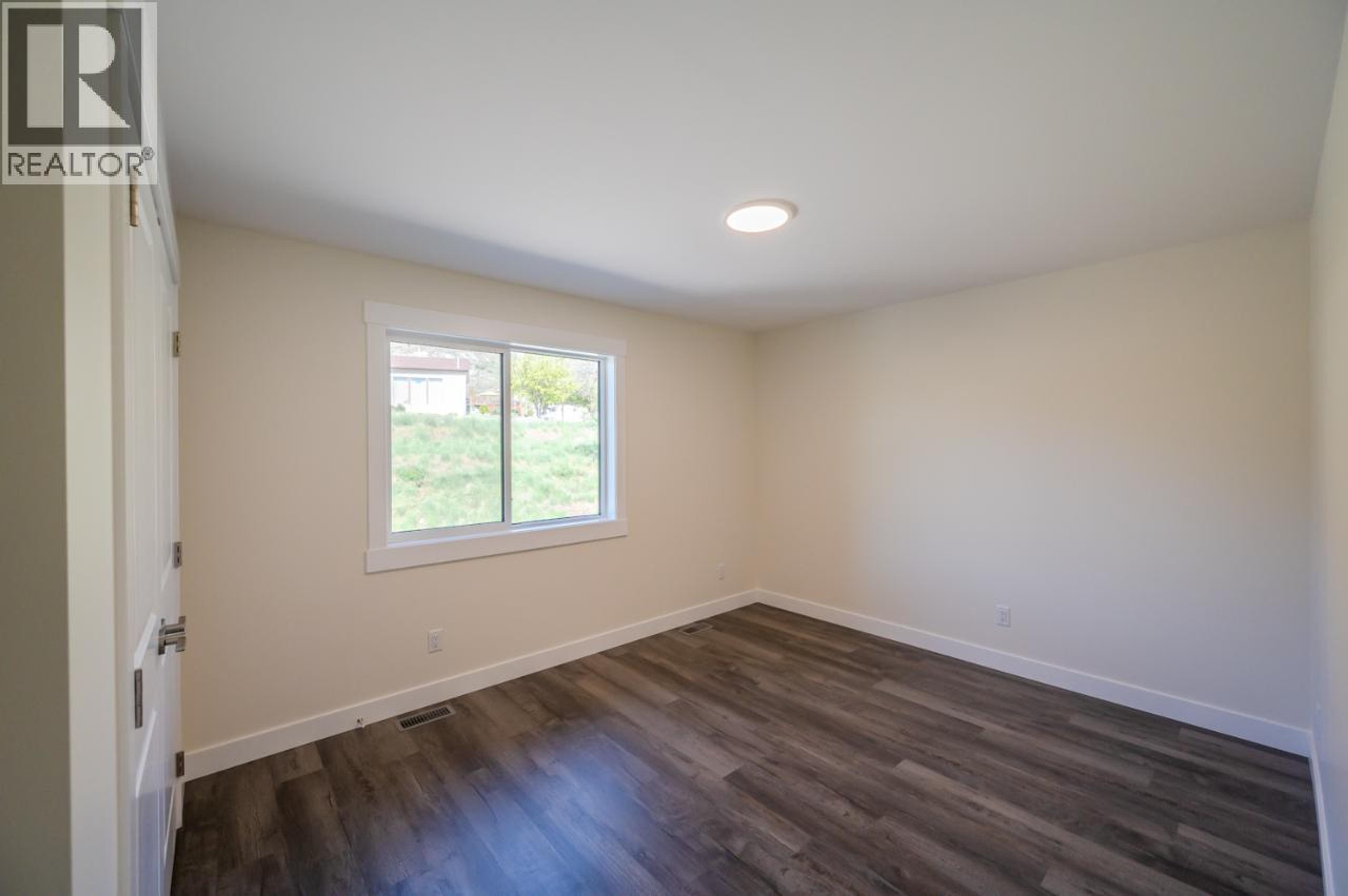 6380 OKANAGAN STREET - 34