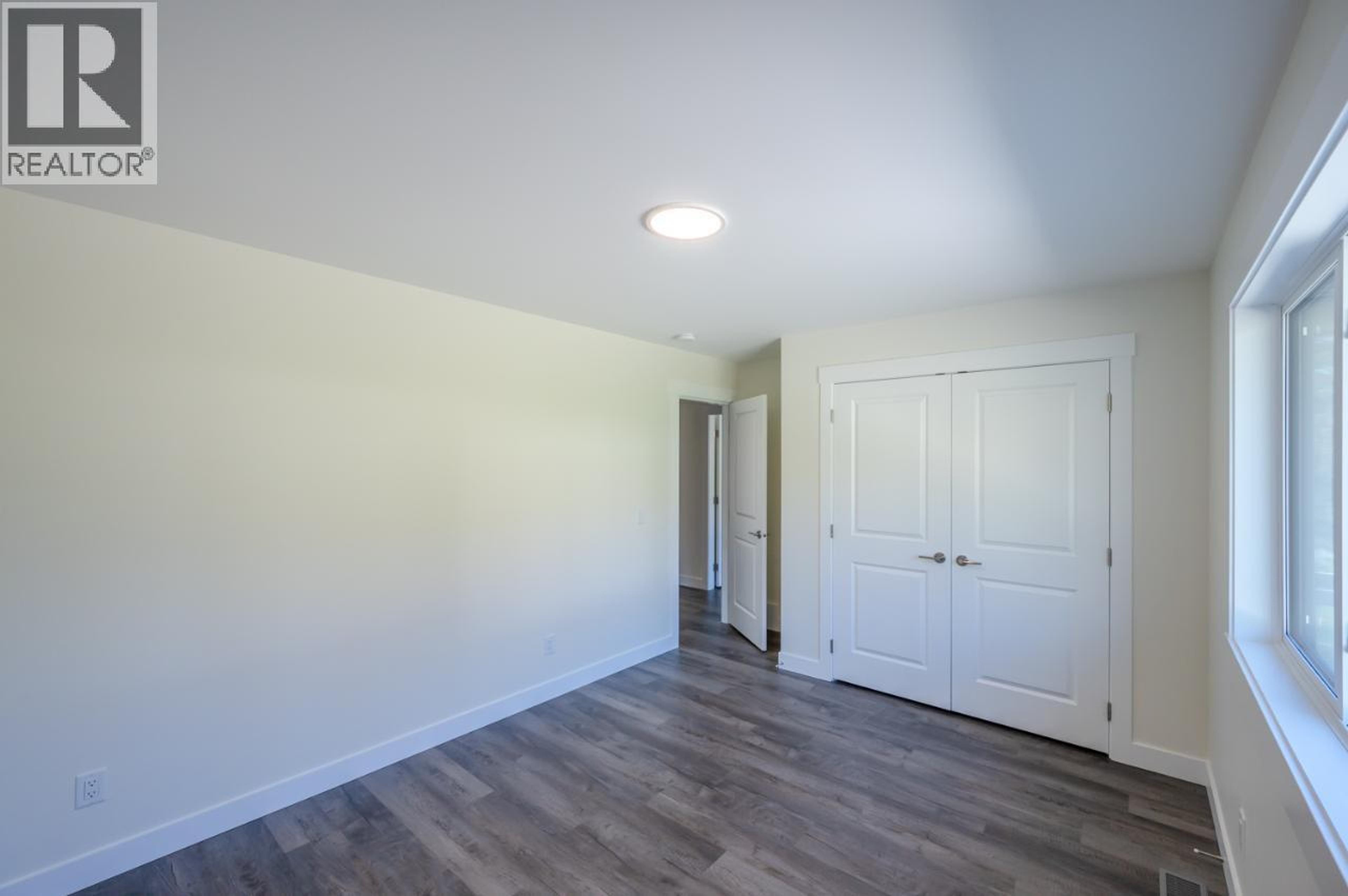 6380 OKANAGAN STREET - 35