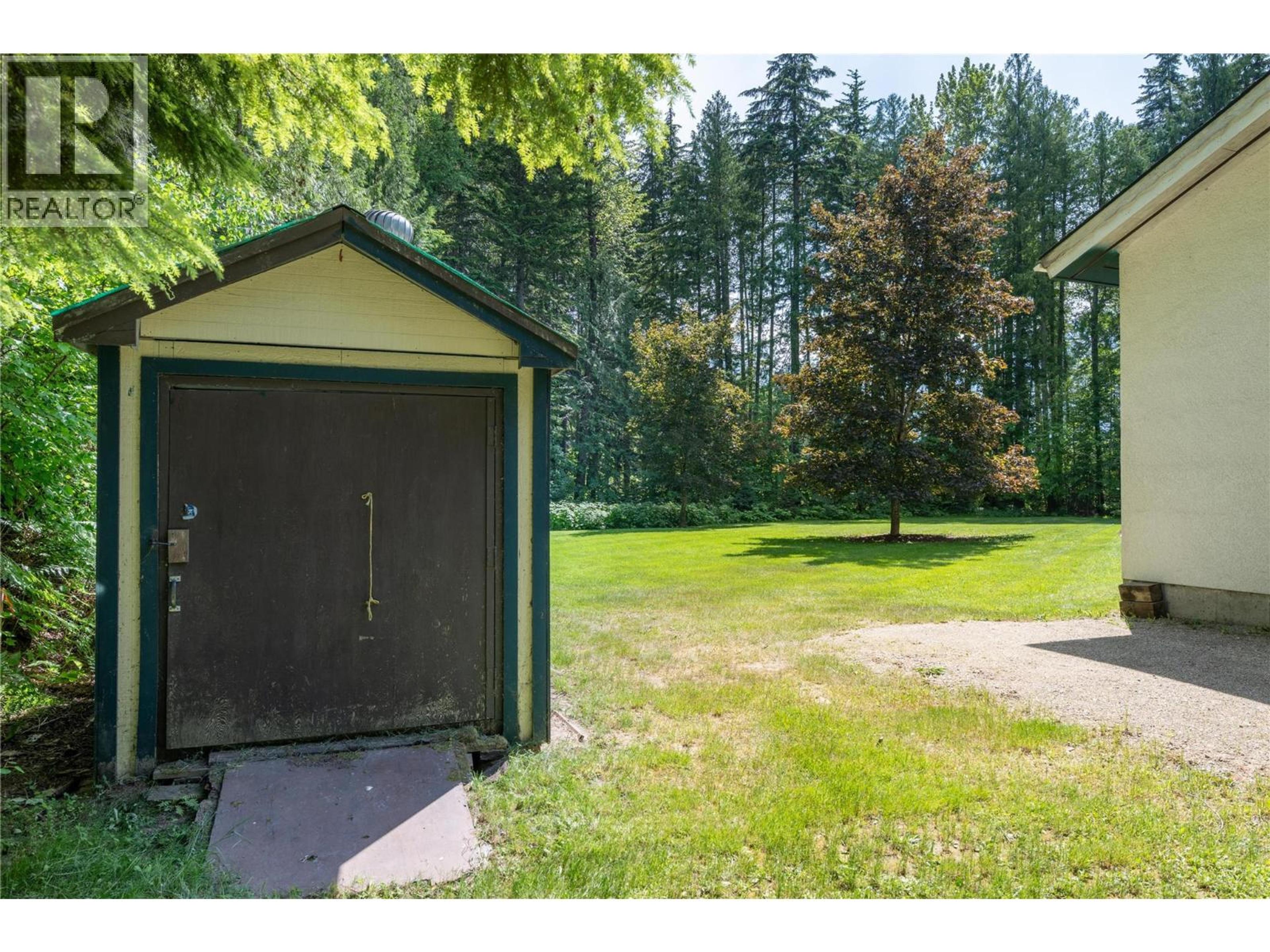 1557 NICHOL ROAD - 40