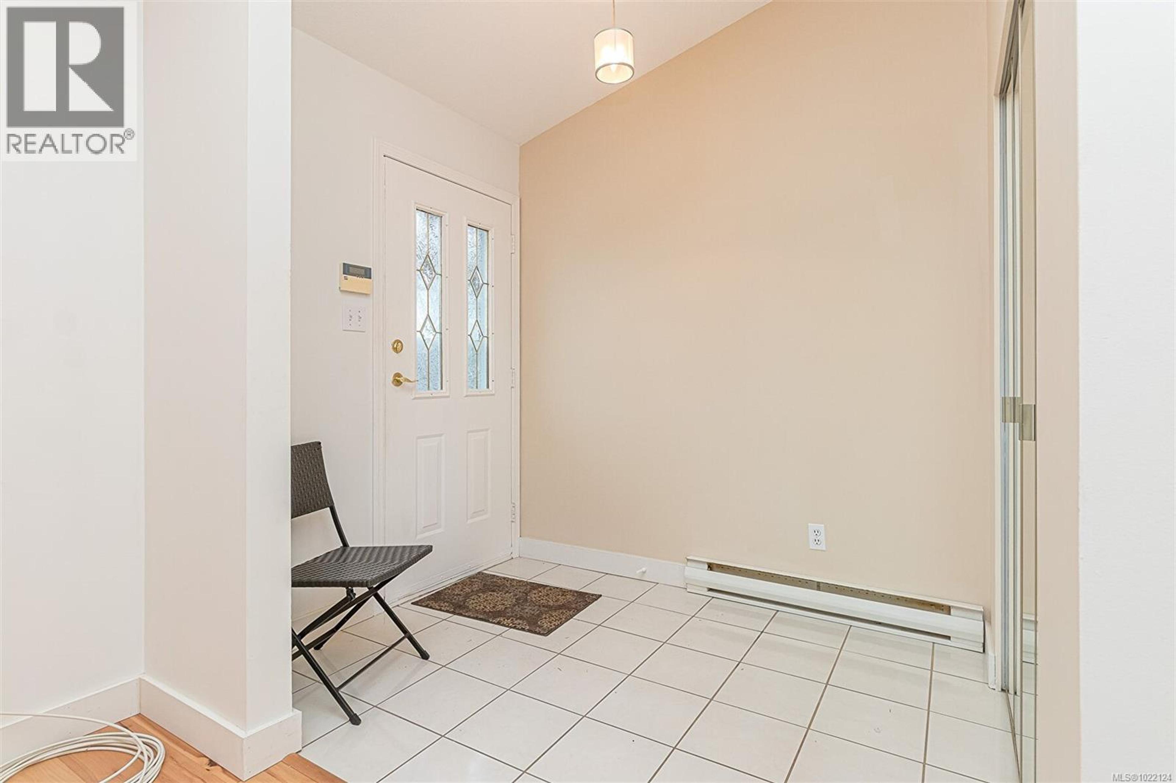 #14 100 ABBEY LANE - 11