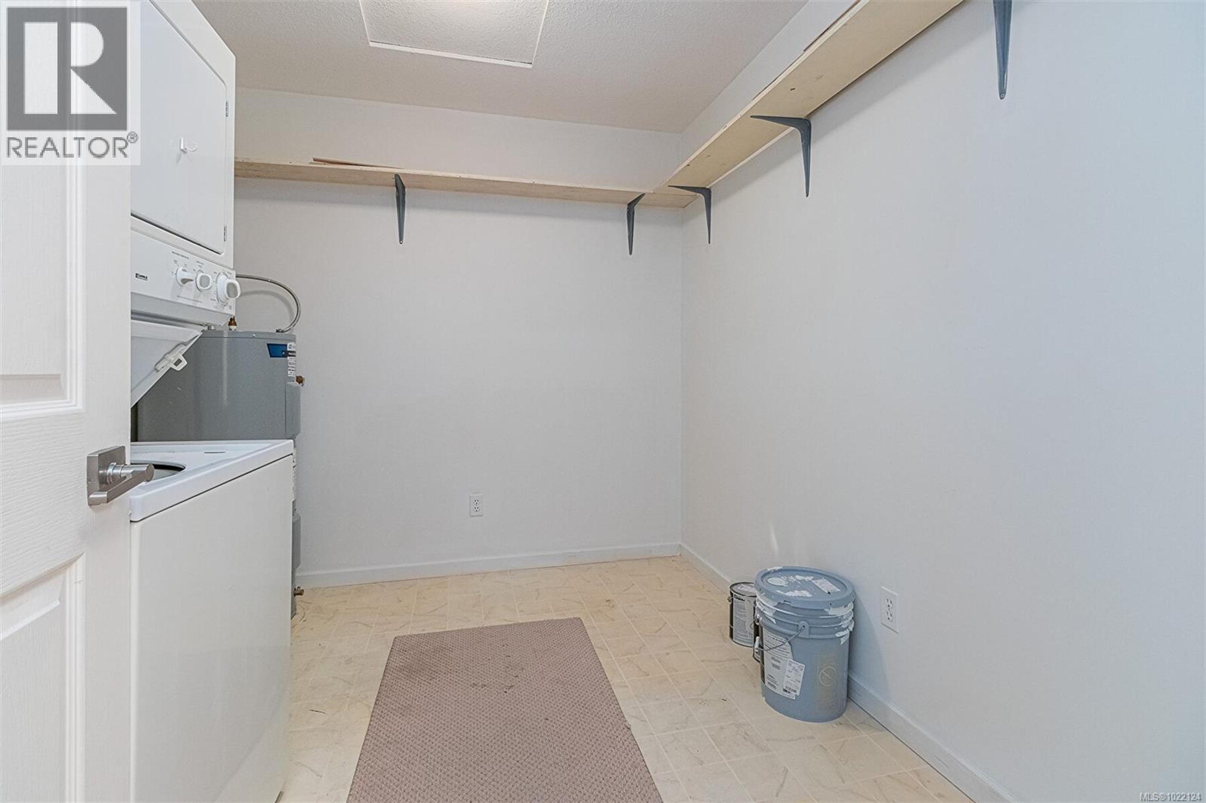 #14 100 ABBEY LANE - 33