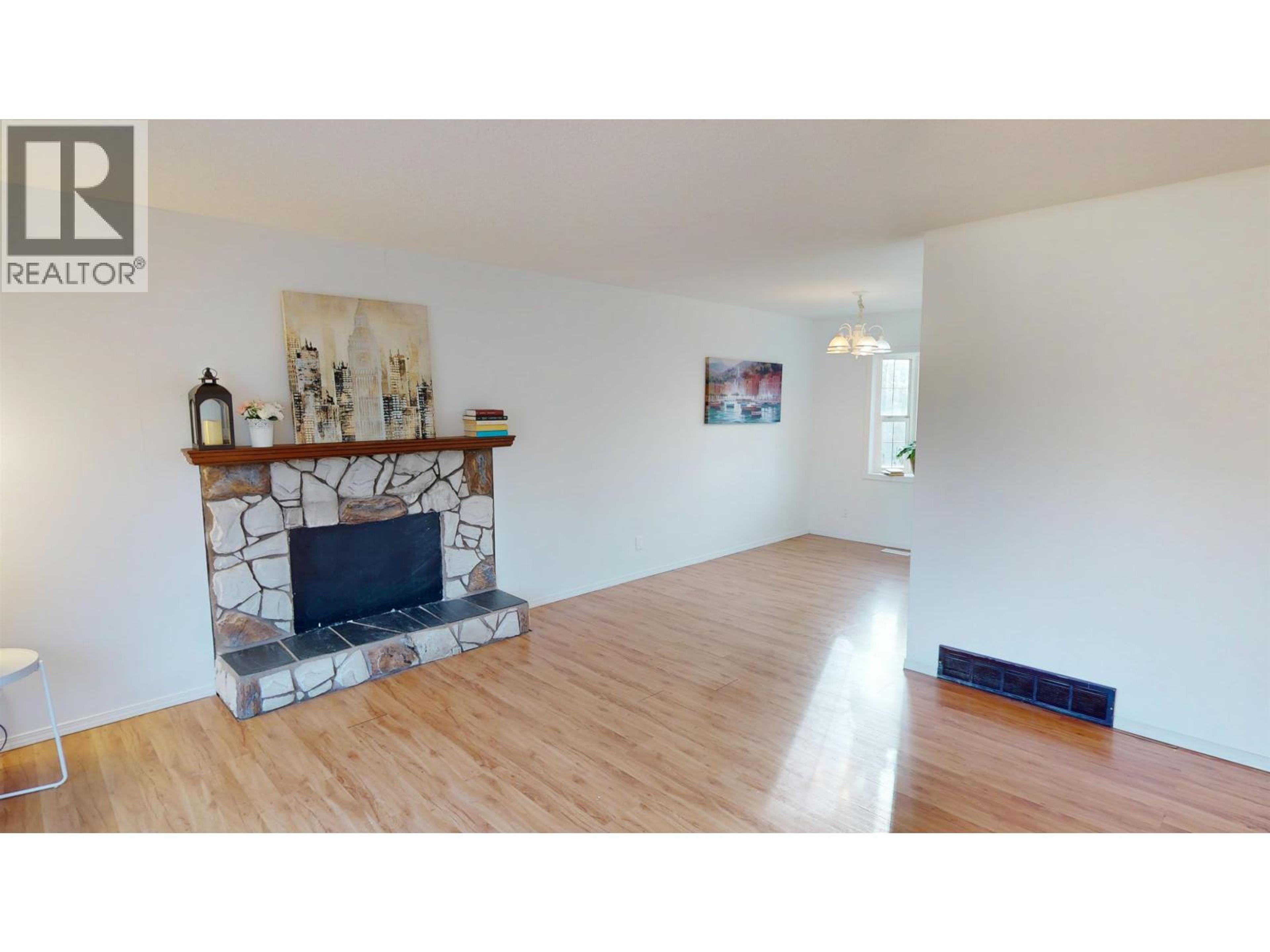 1394 LEWIS DRIVE - 4