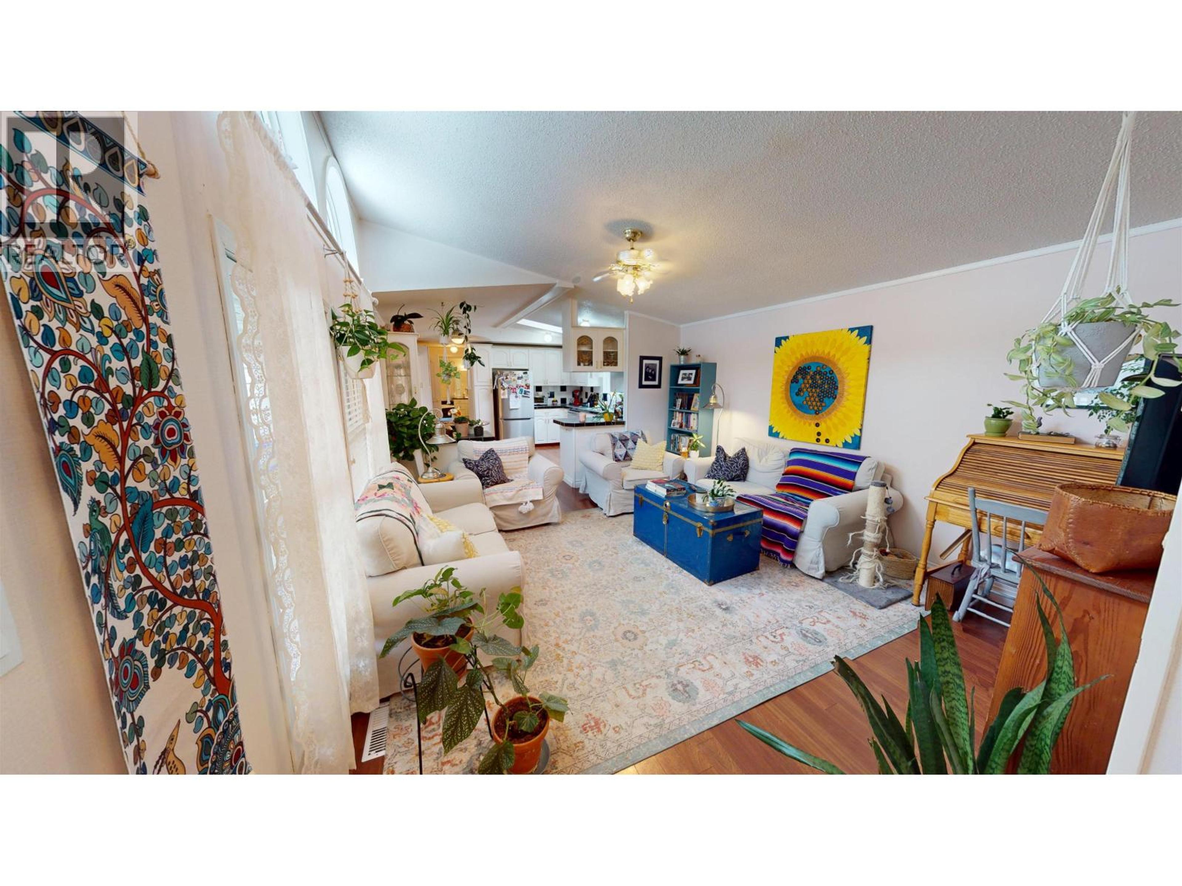 #30 654 NORTH FRASER DRIVE - 12