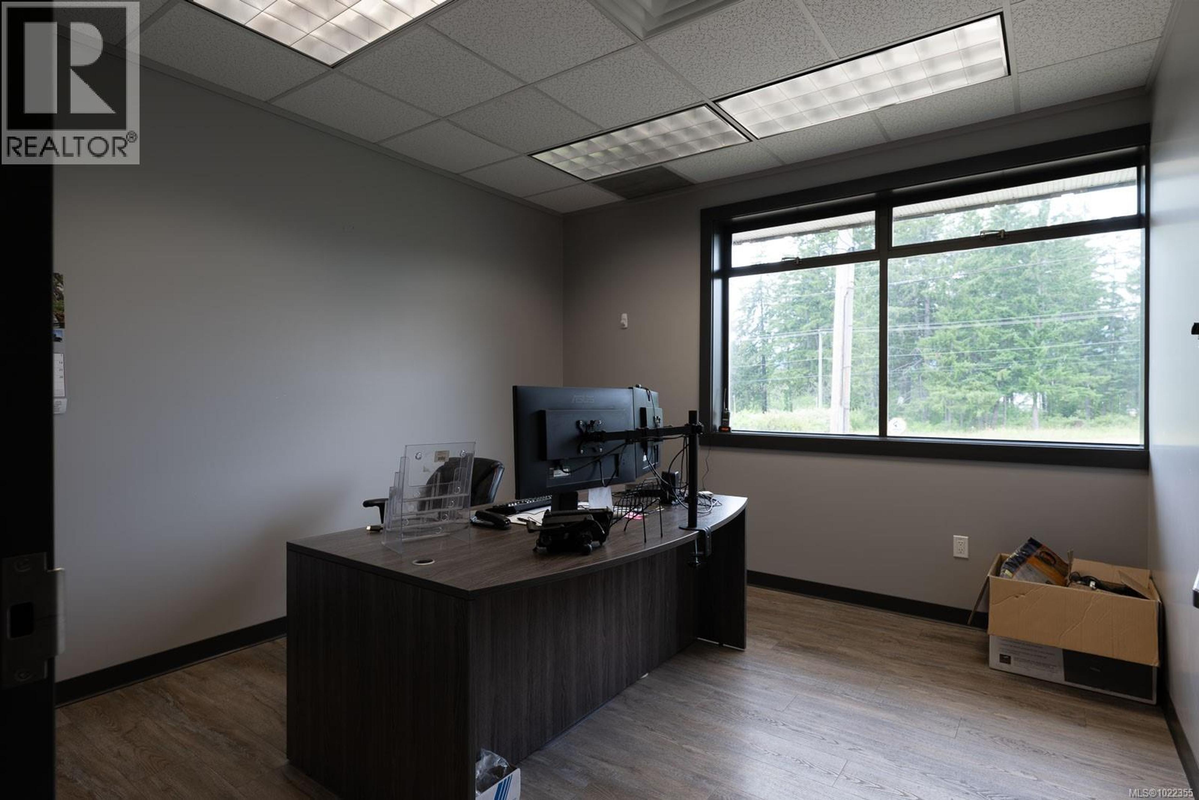 4820 WALLACE ST - 10