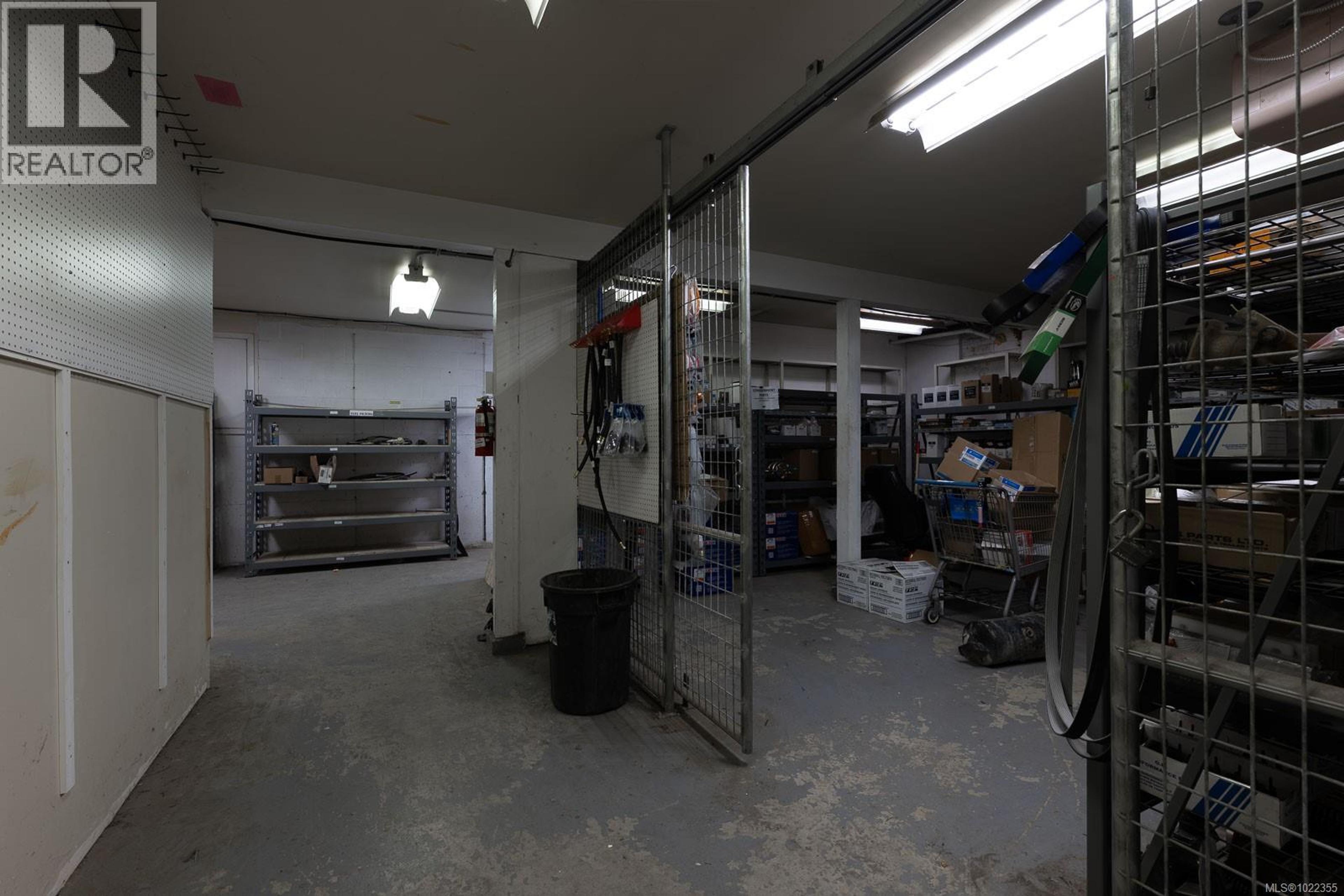 4820 WALLACE ST - 30